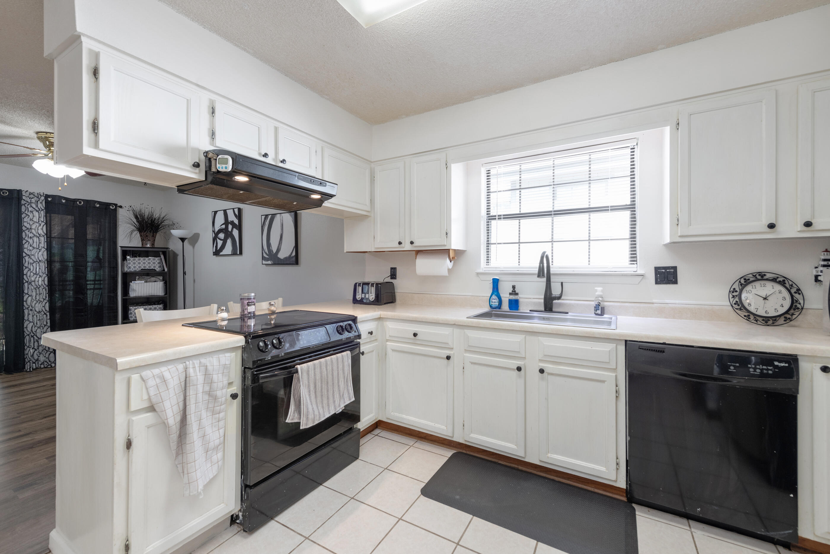 CREEKSIDE 4 - Residential