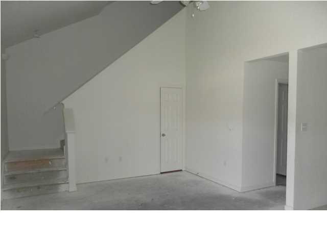 QUAIL LAKE - Residential