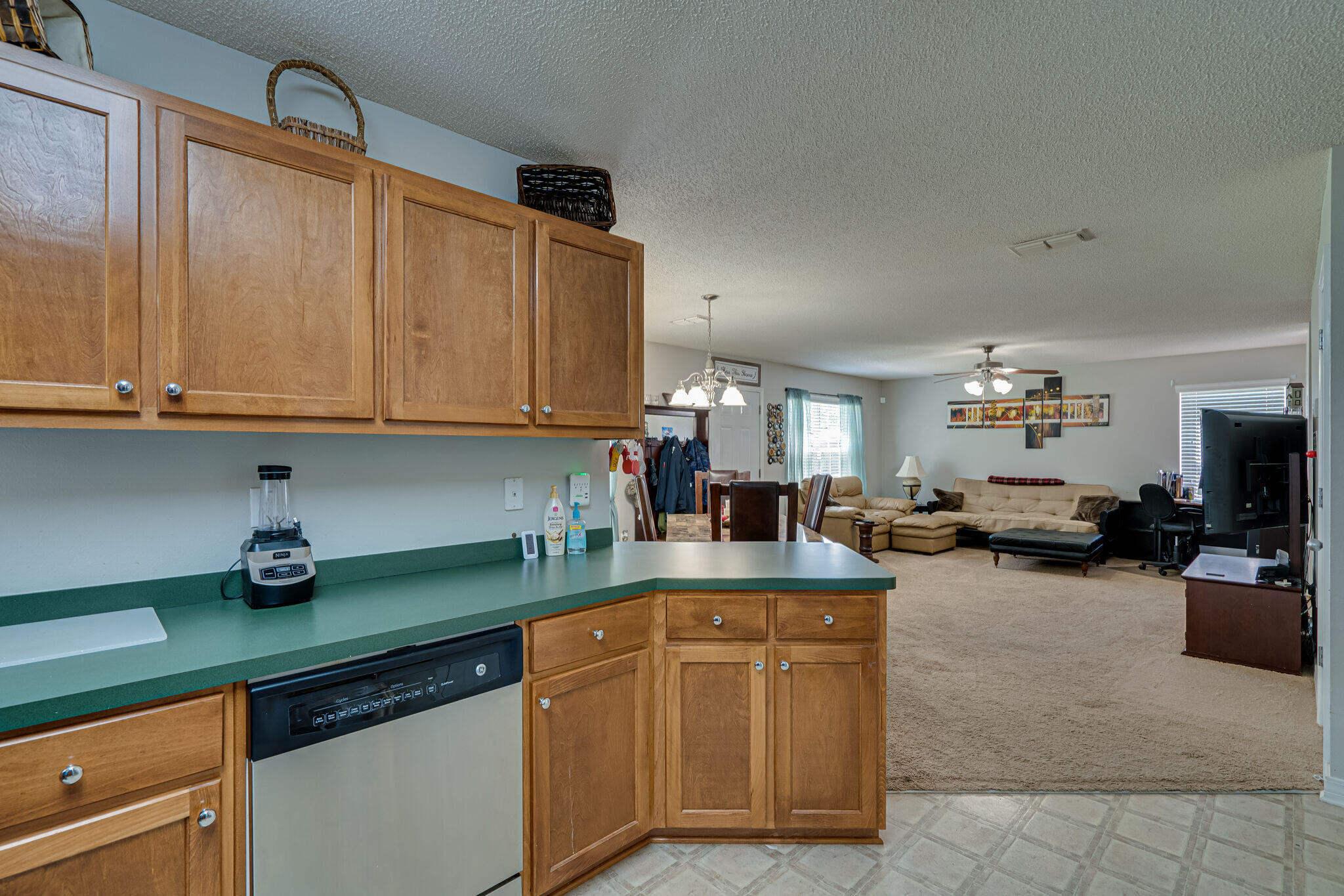 IRON GATE - Residential Lease