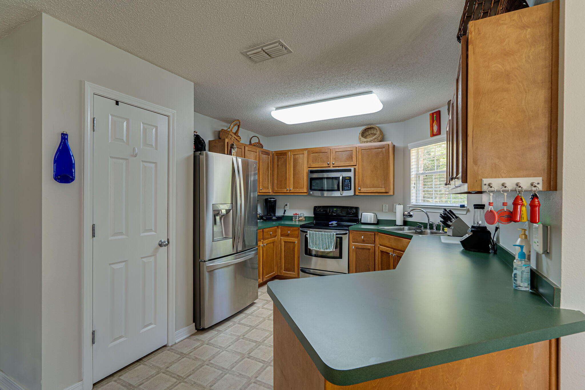 IRON GATE - Residential Lease
