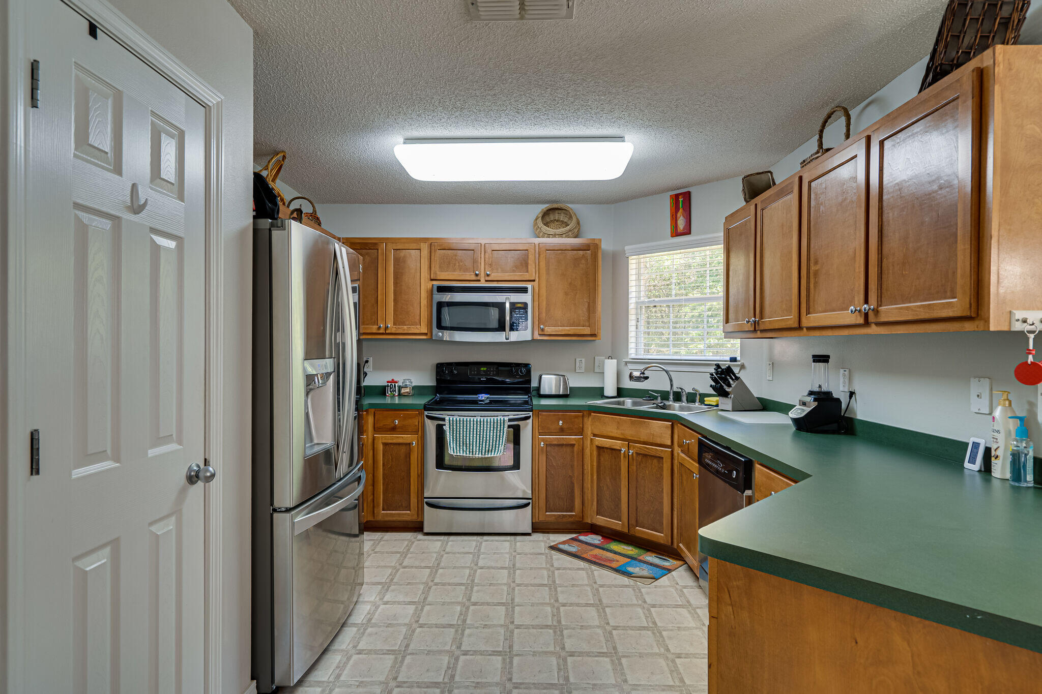 IRON GATE - Residential Lease