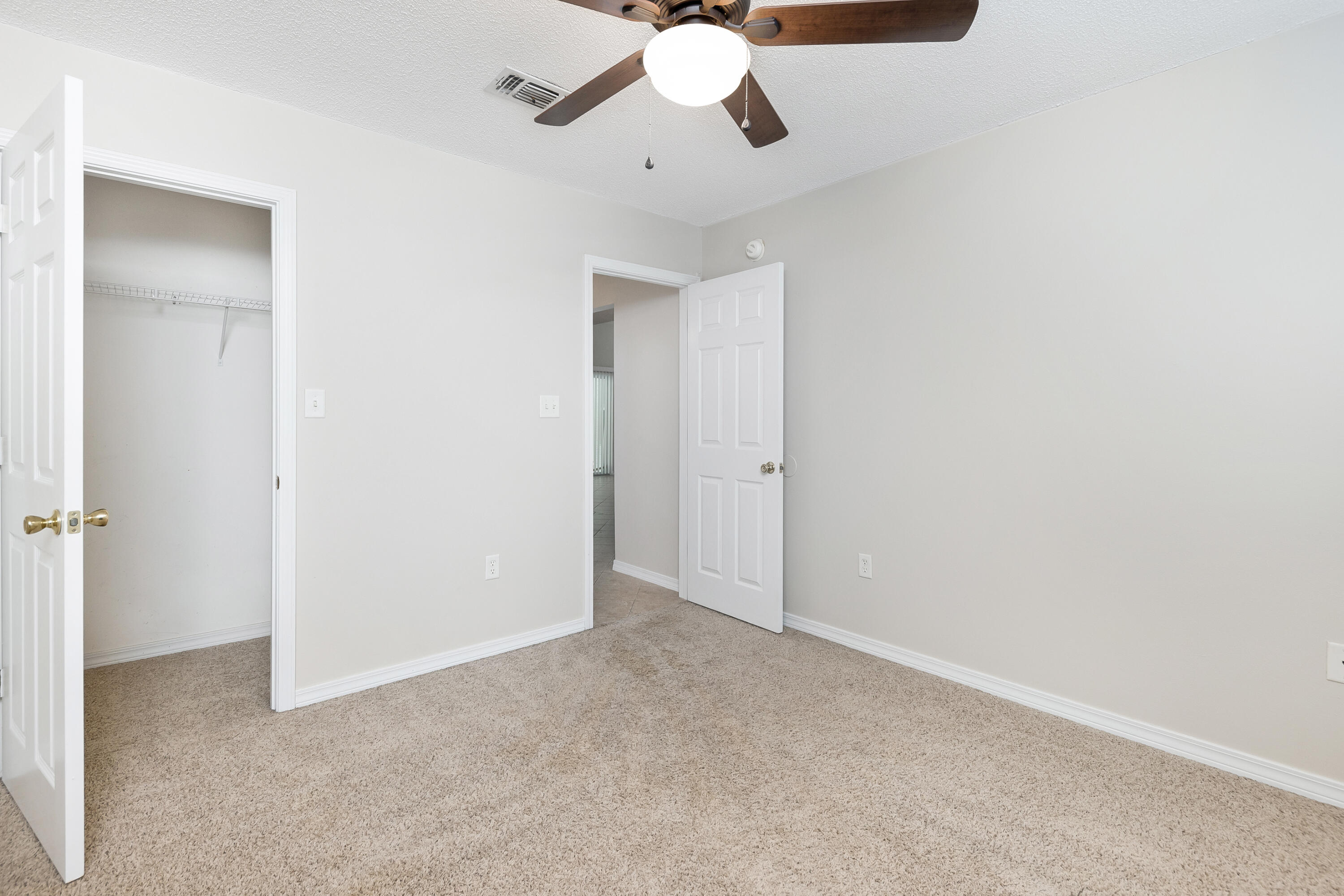 SHADOW OAK S/D - Residential