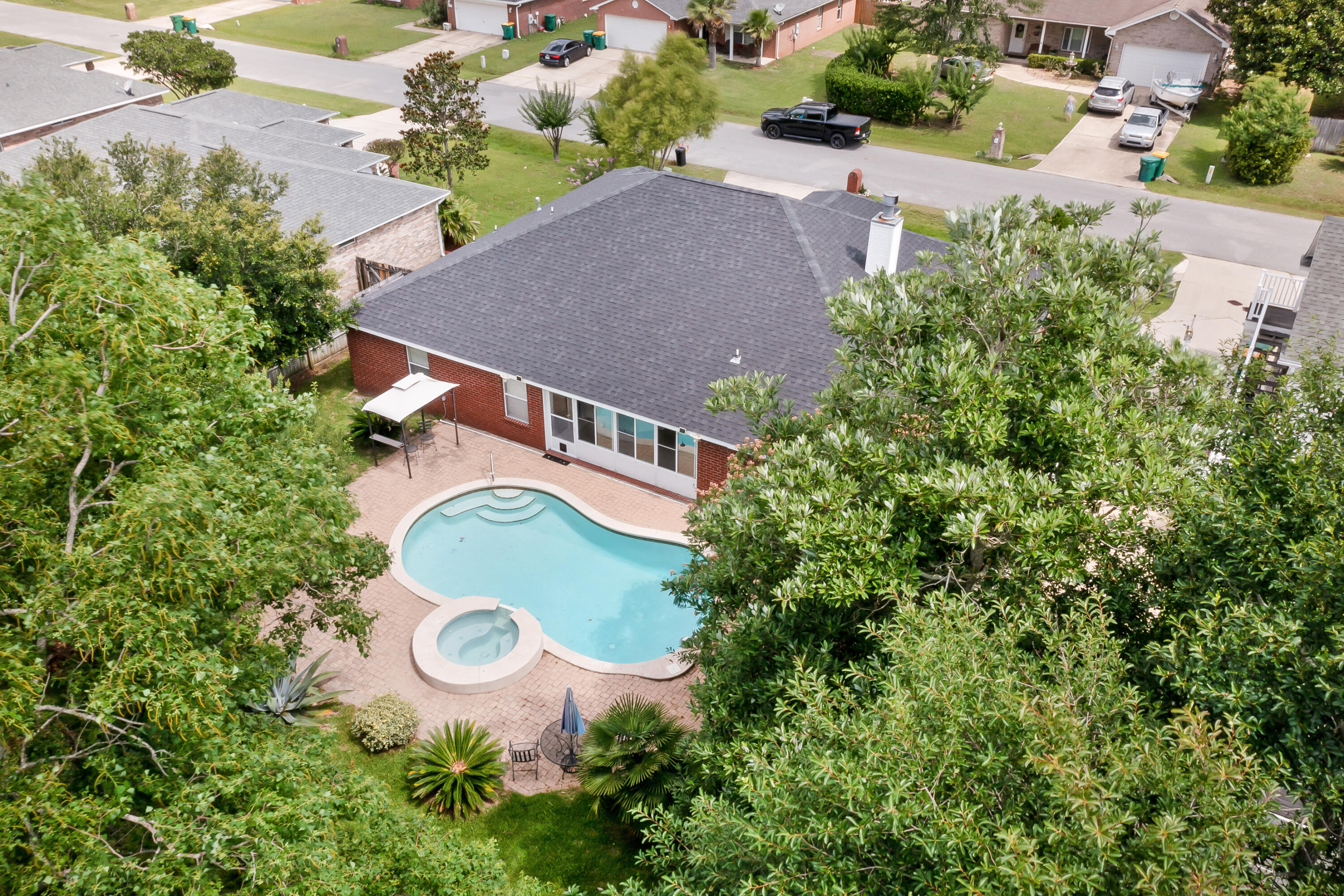 SHADOW OAK S/D - Residential