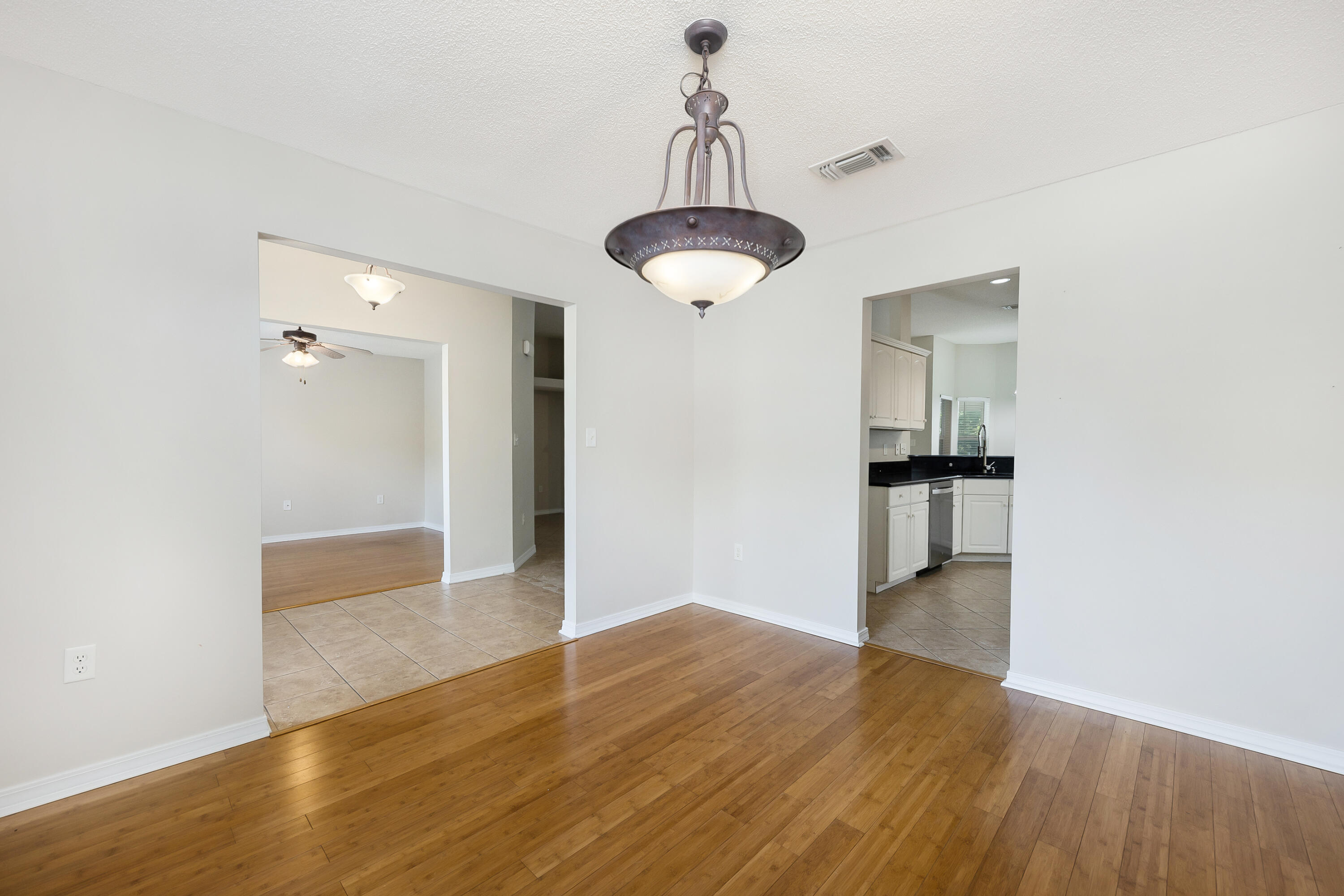 SHADOW OAK S/D - Residential