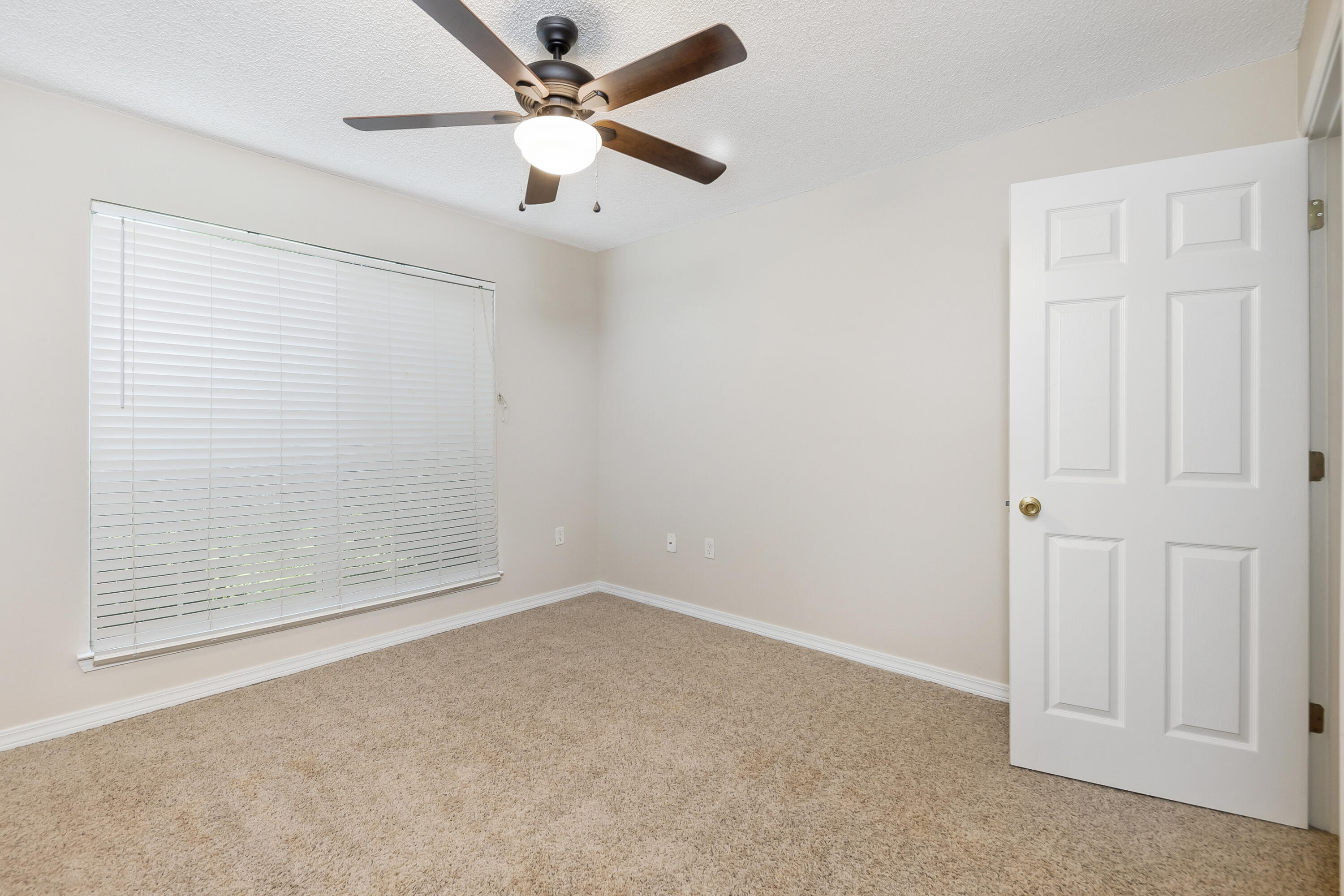 SHADOW OAK S/D - Residential