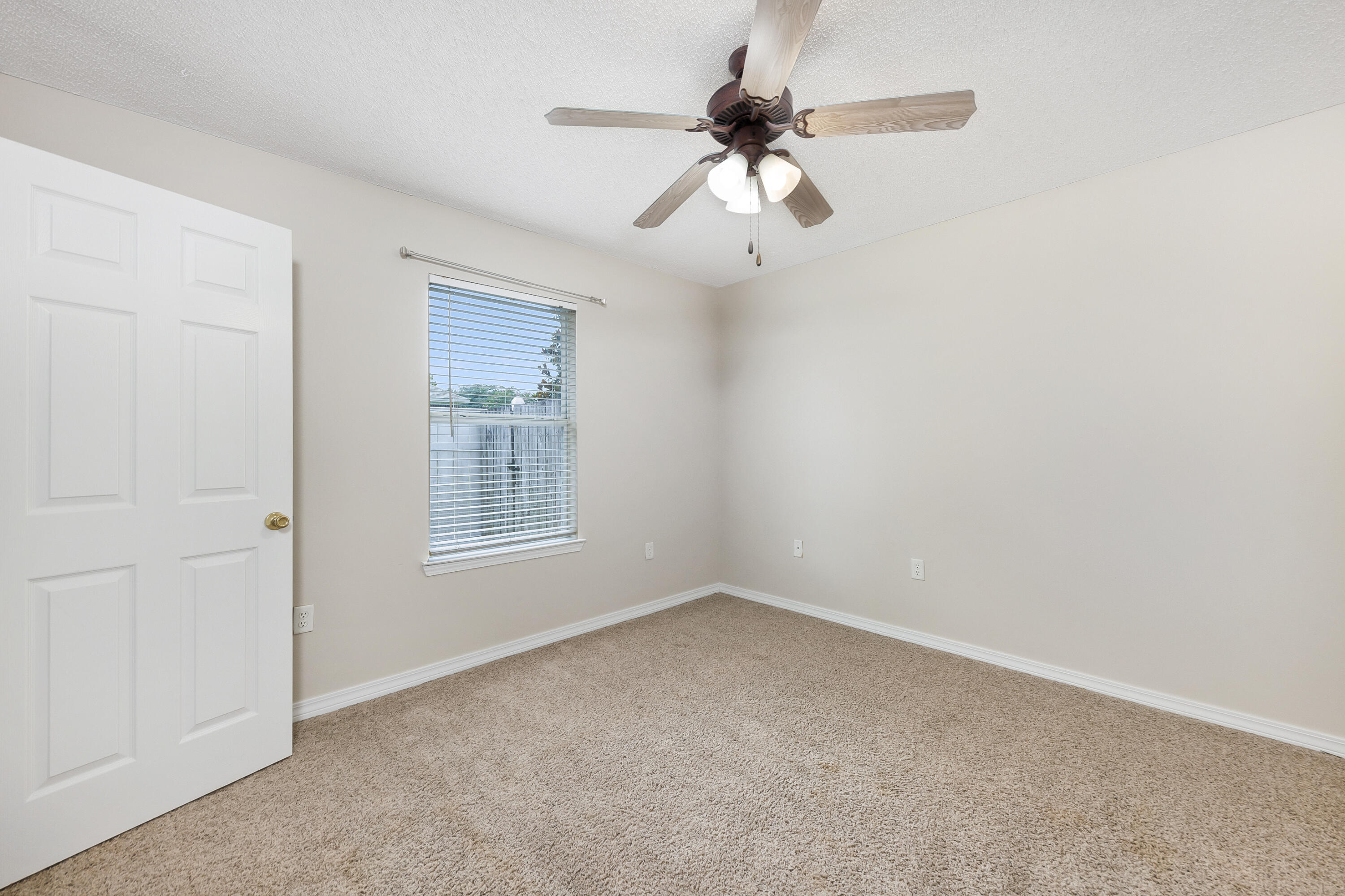 SHADOW OAK S/D - Residential