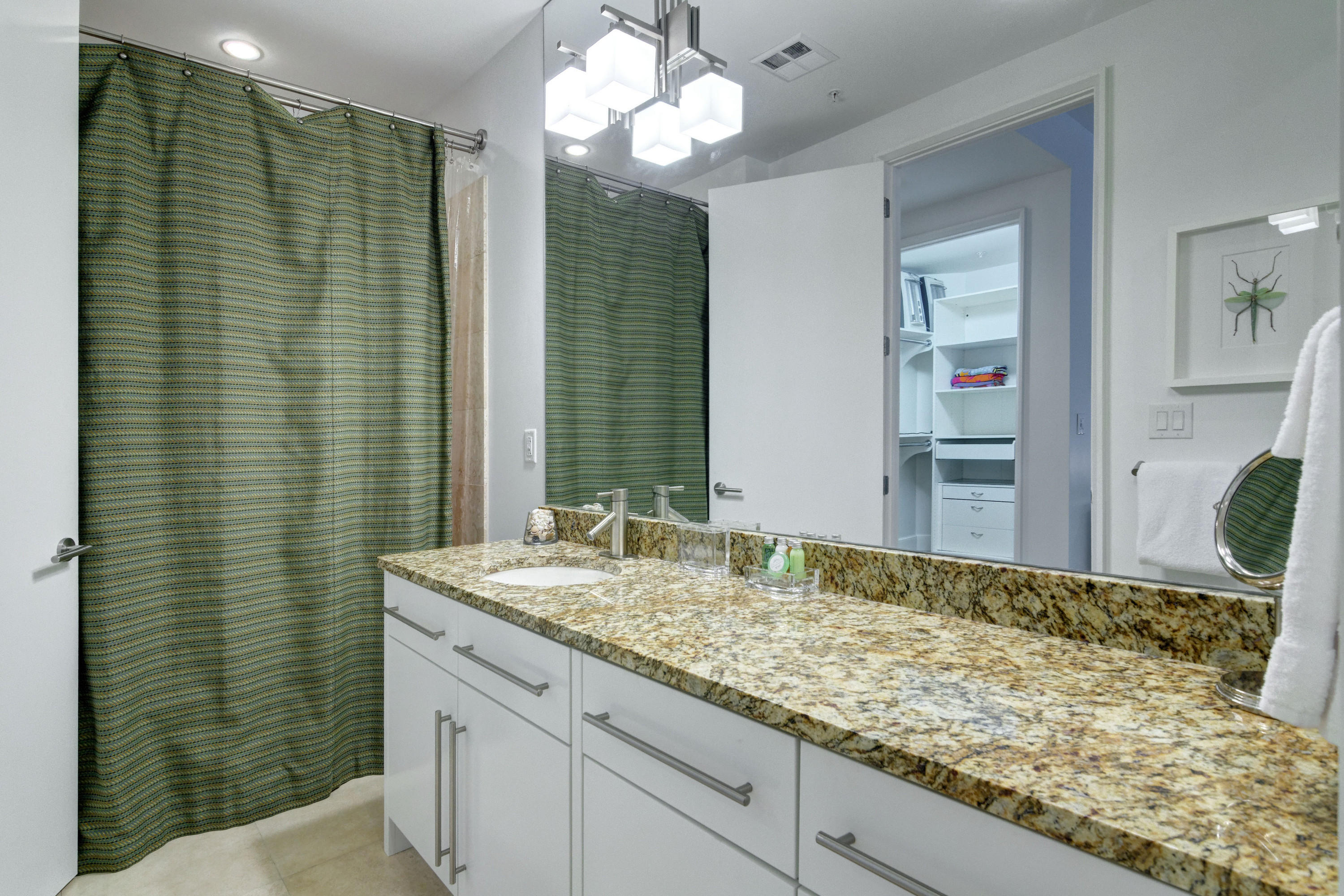 SANCTUARY BY THE SEA - Residential