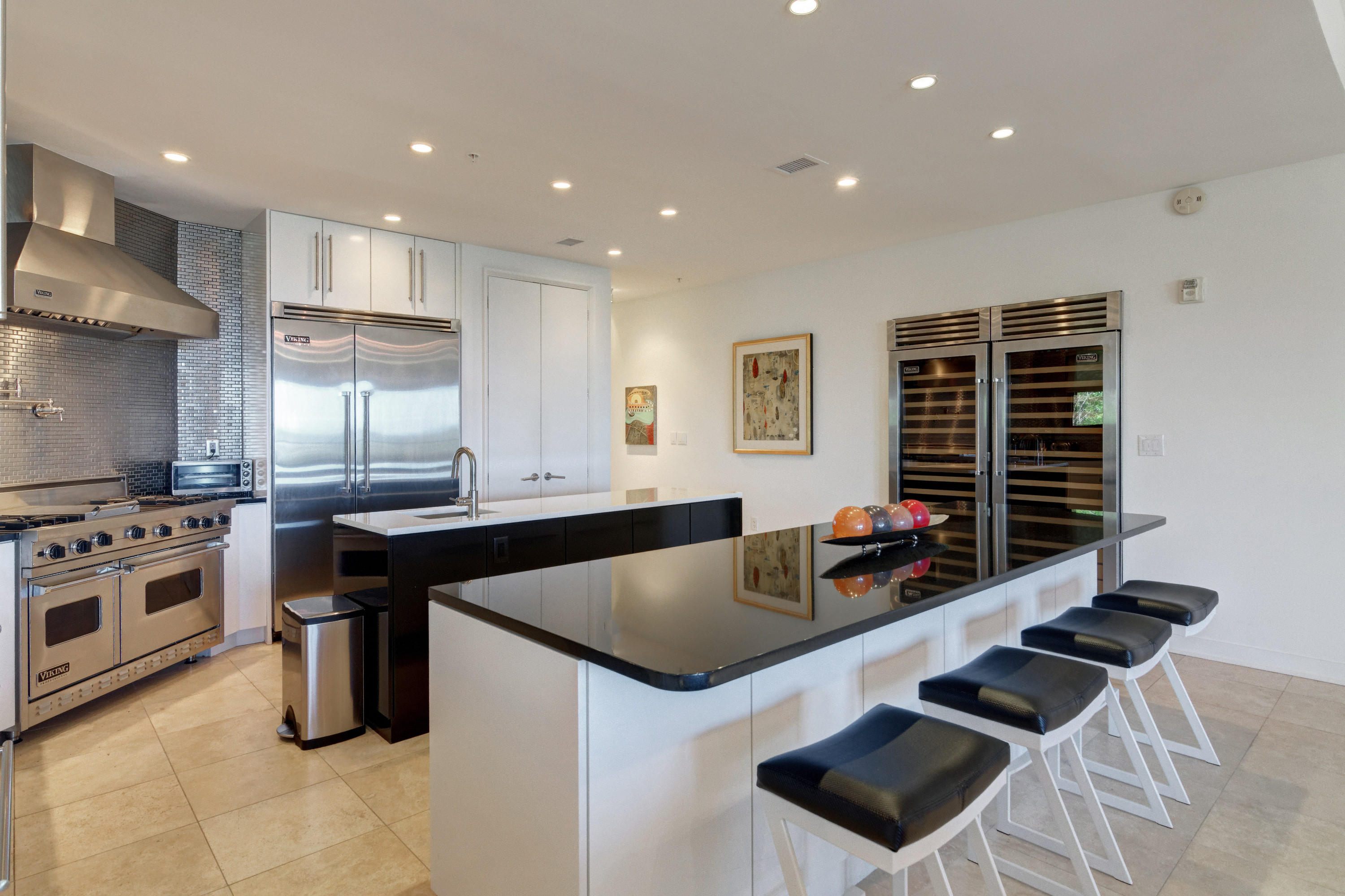 SANCTUARY BY THE SEA - Residential