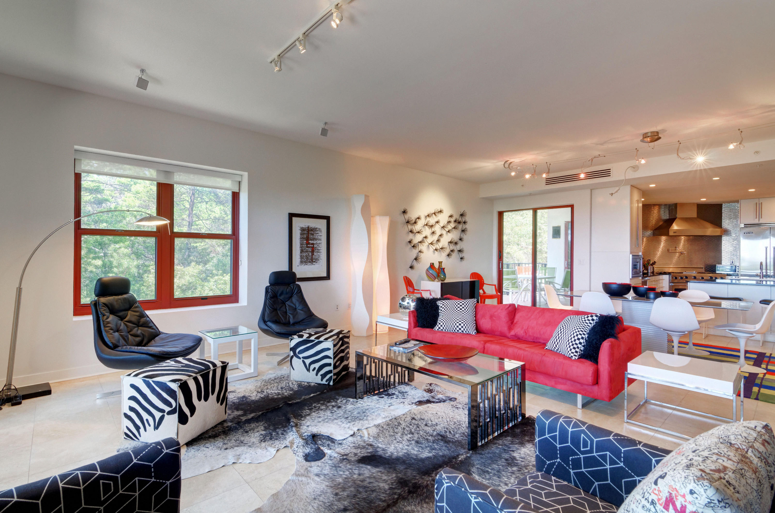 SANCTUARY BY THE SEA - Residential