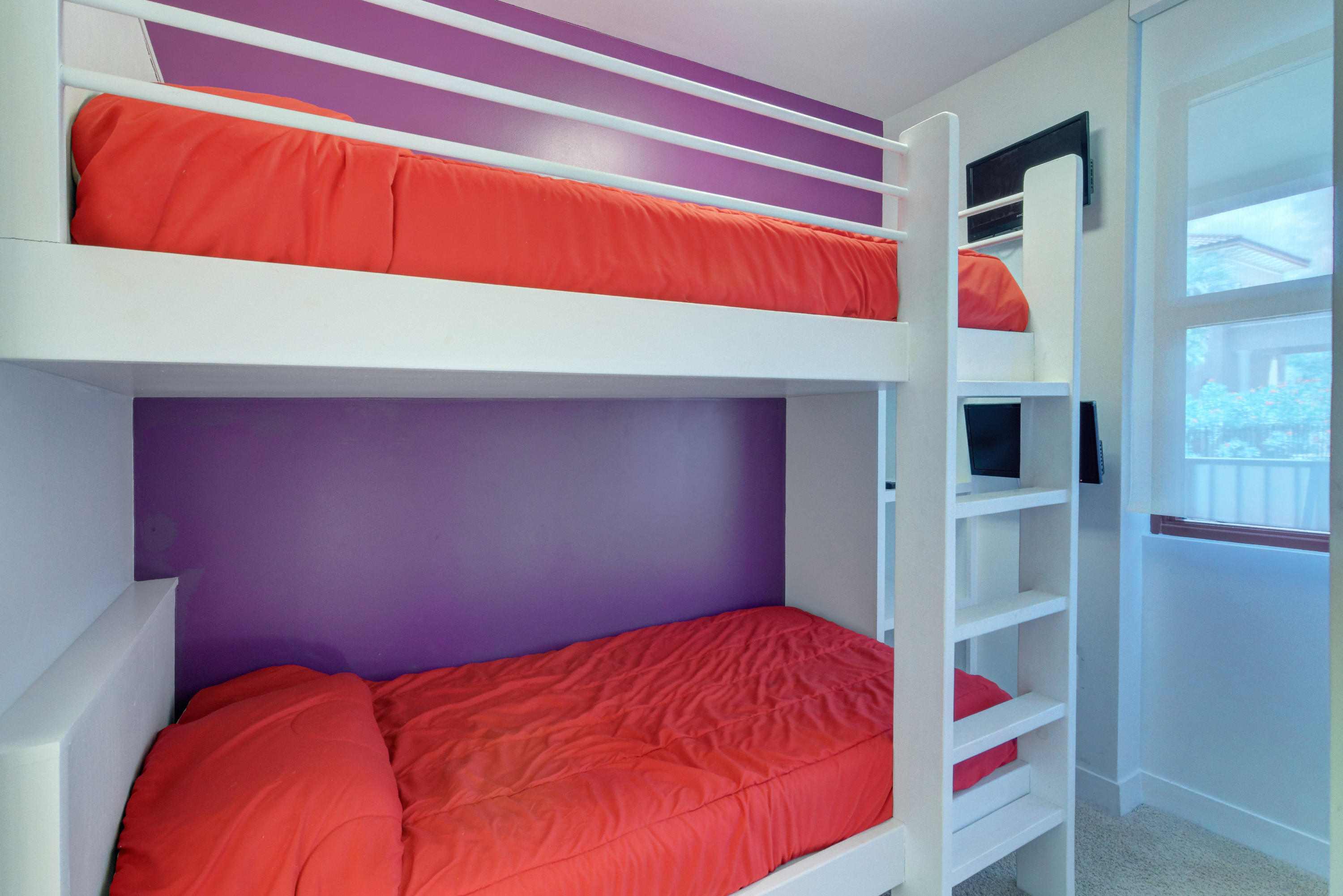 SANCTUARY BY THE SEA - Residential