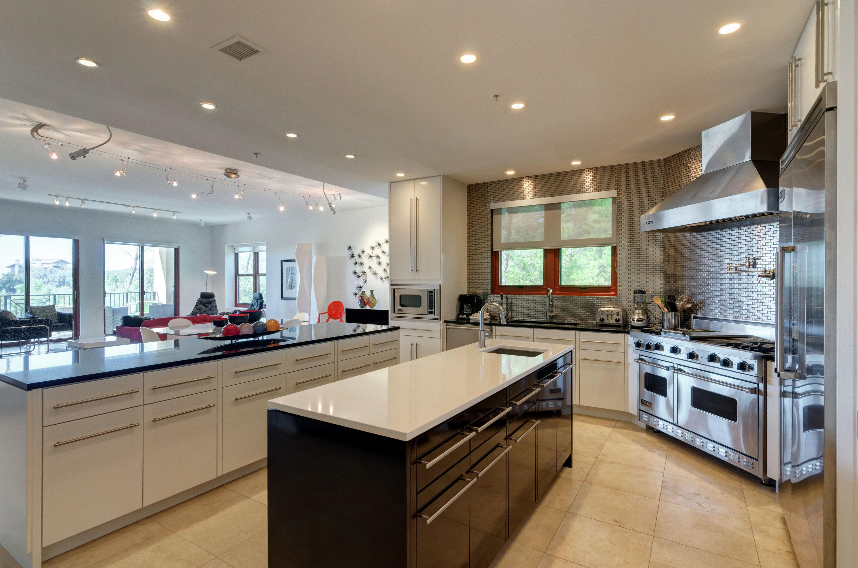 SANCTUARY BY THE SEA - Residential