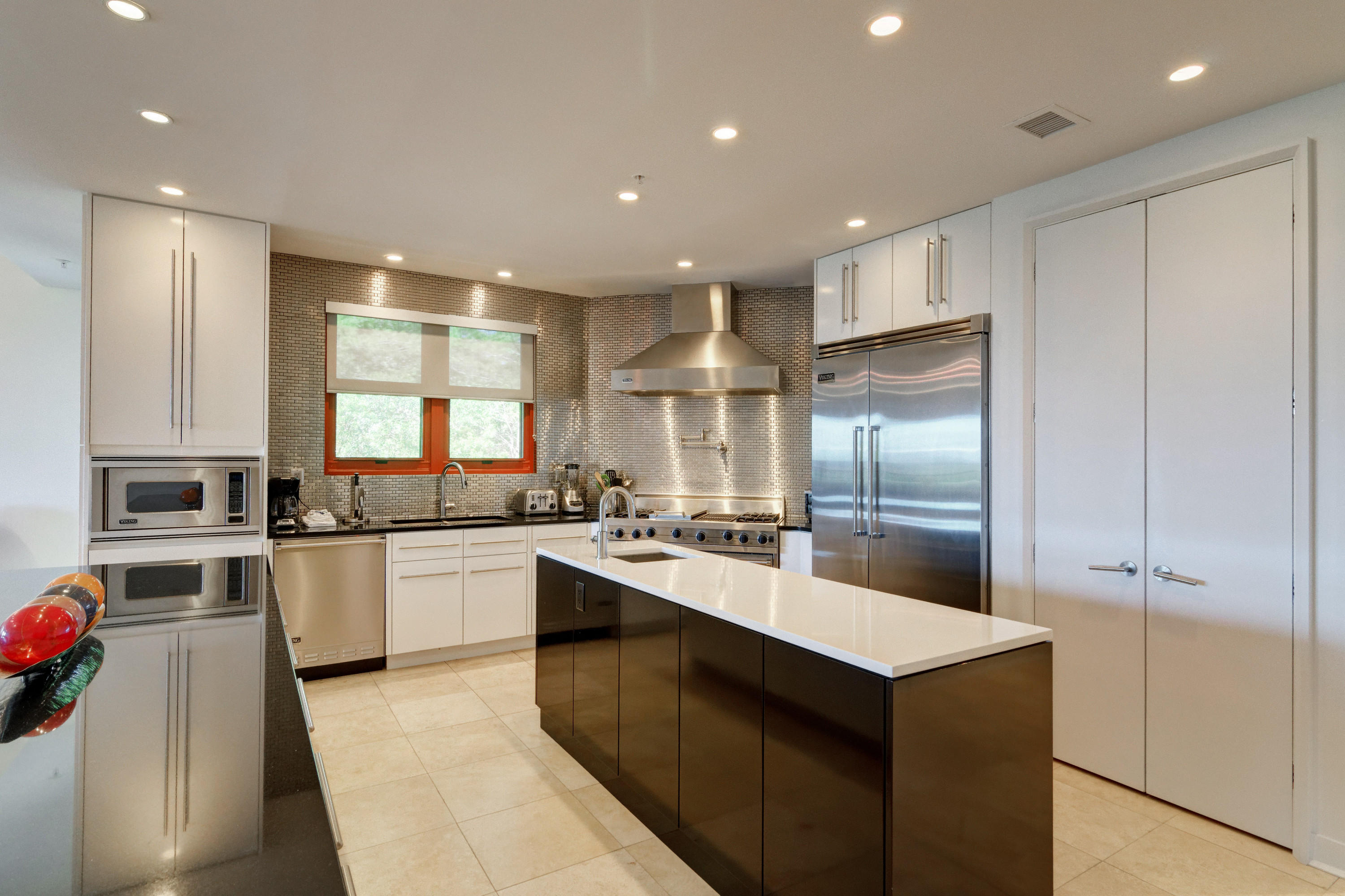 SANCTUARY BY THE SEA - Residential