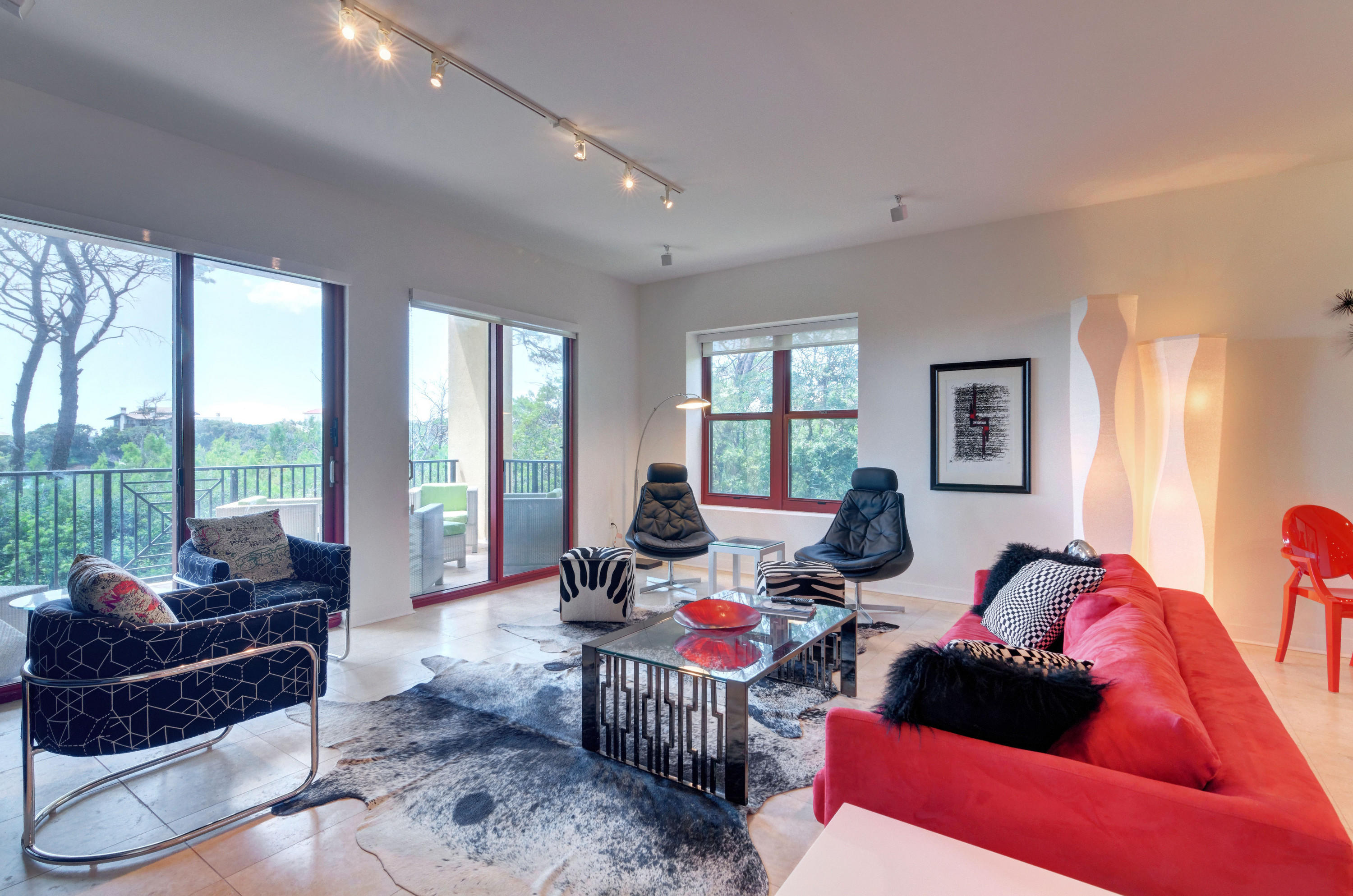 SANCTUARY BY THE SEA - Residential