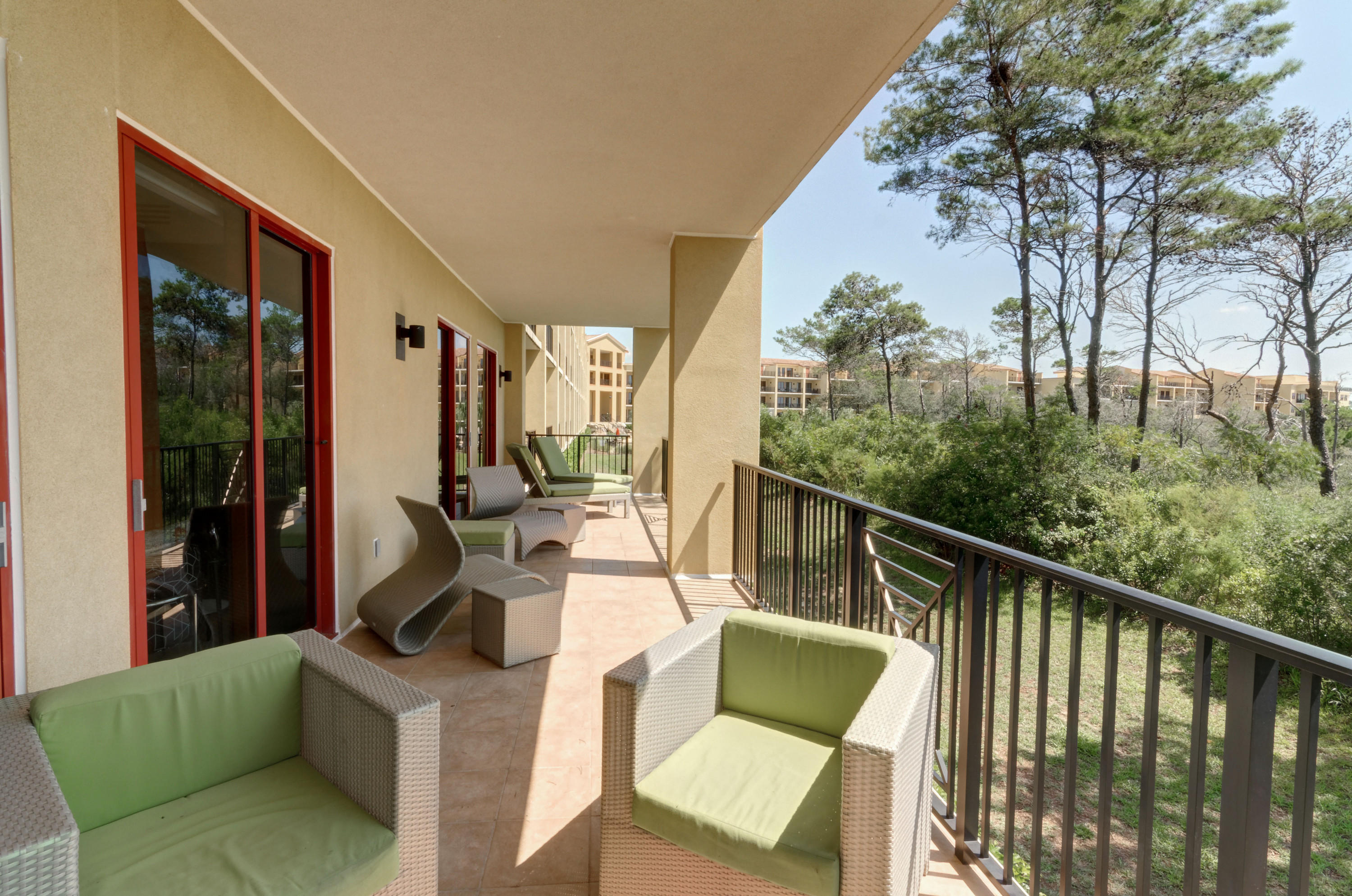 SANCTUARY BY THE SEA - Residential