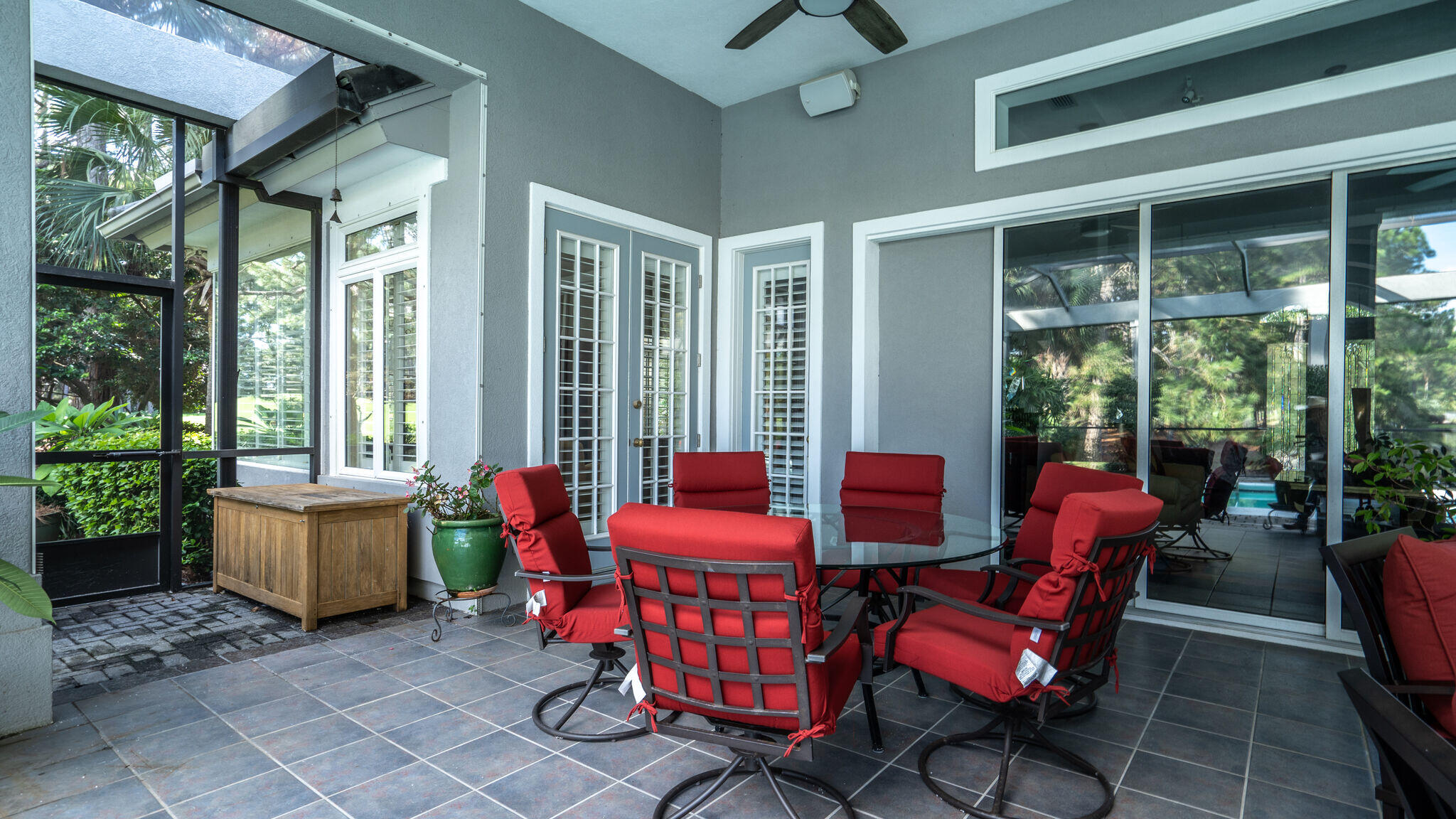 BURNT PINE - Residential