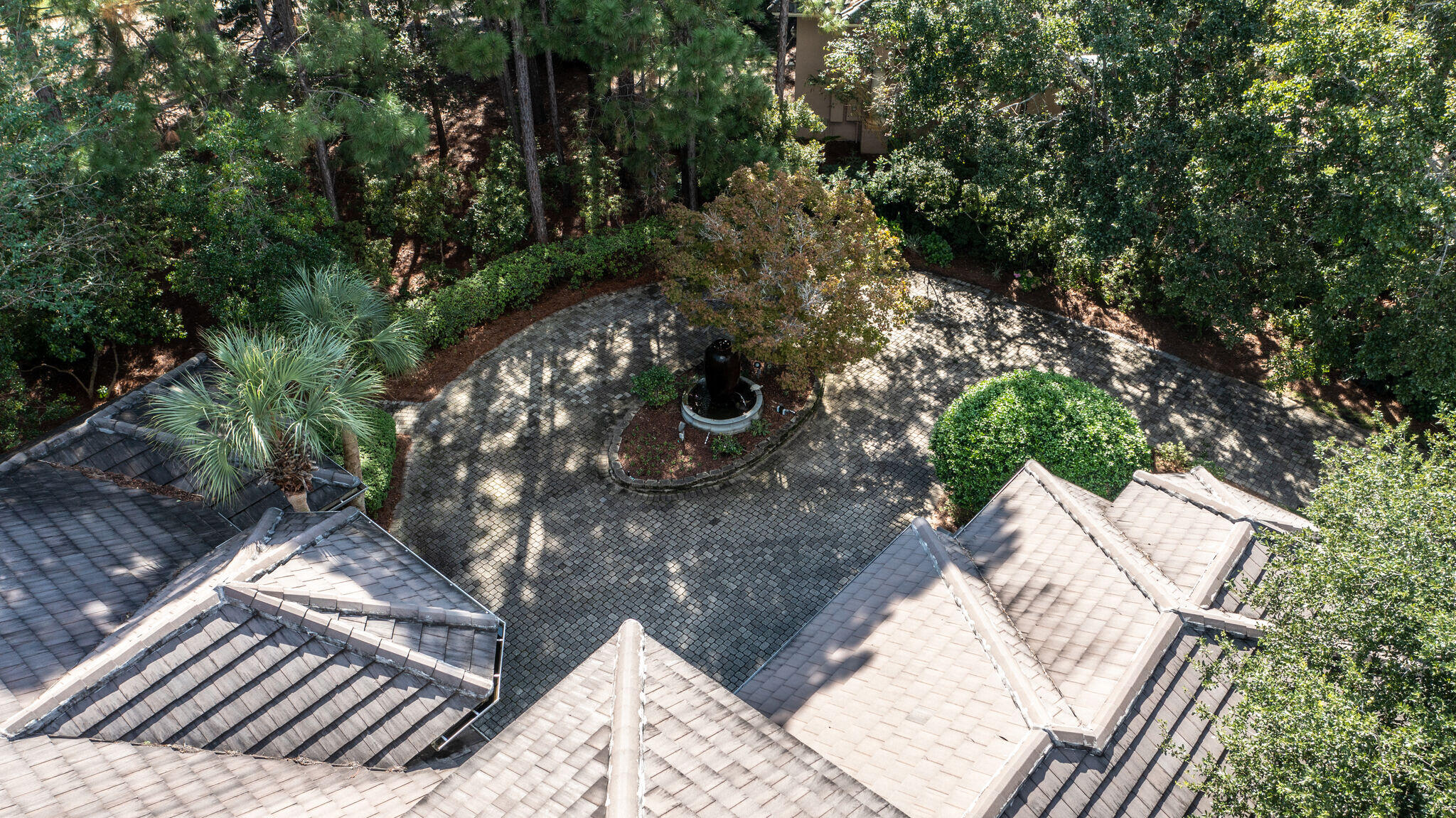 BURNT PINE - Residential