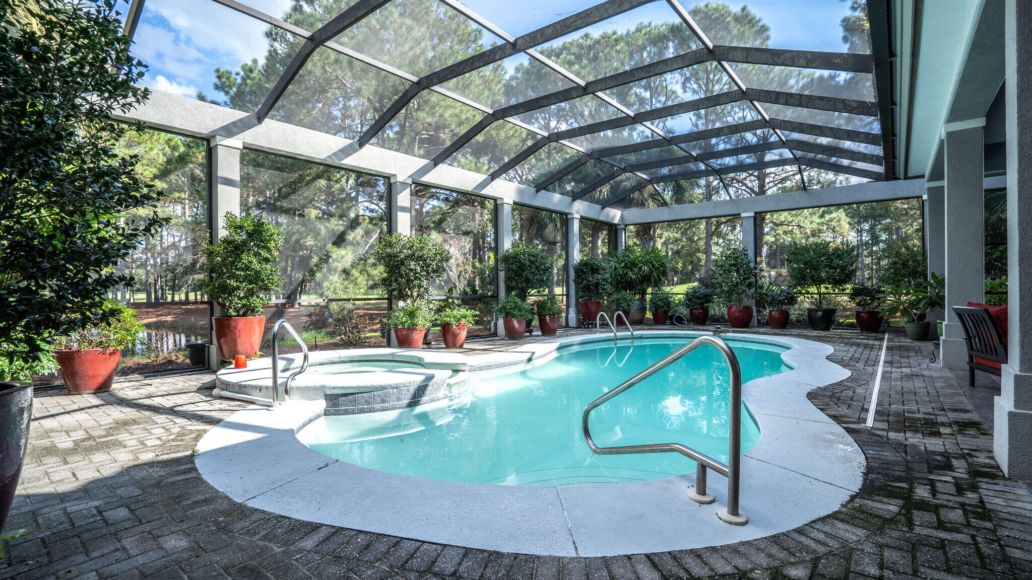 BURNT PINE - Residential