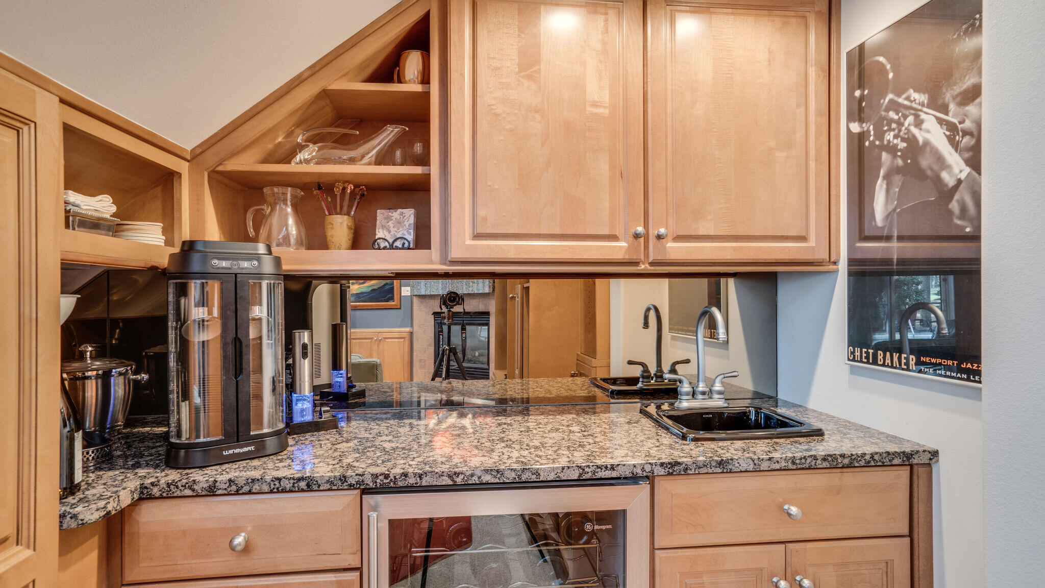 BURNT PINE - Residential