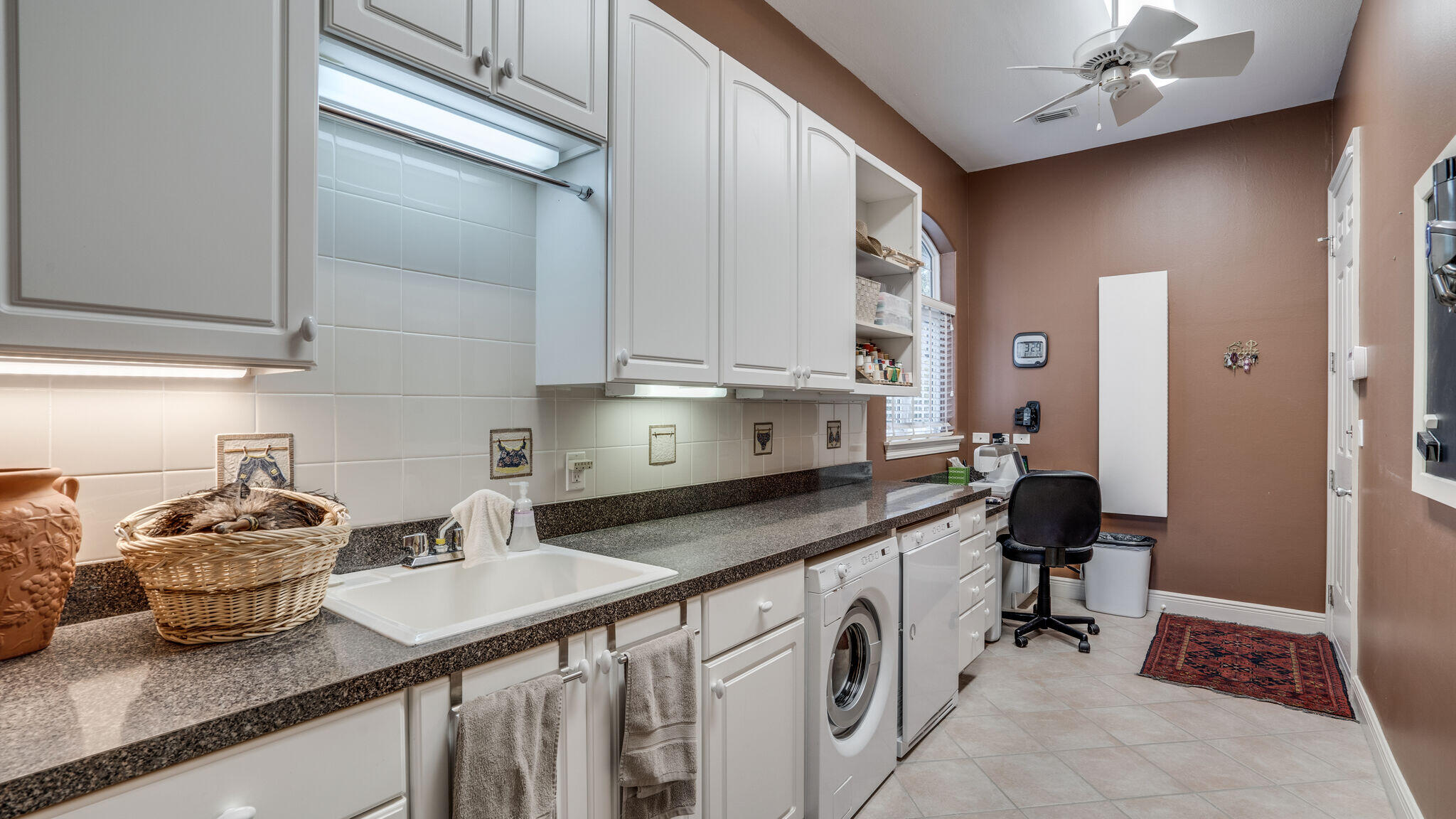 BURNT PINE - Residential