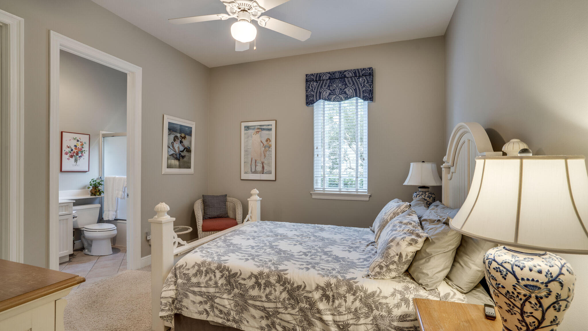 BURNT PINE - Residential