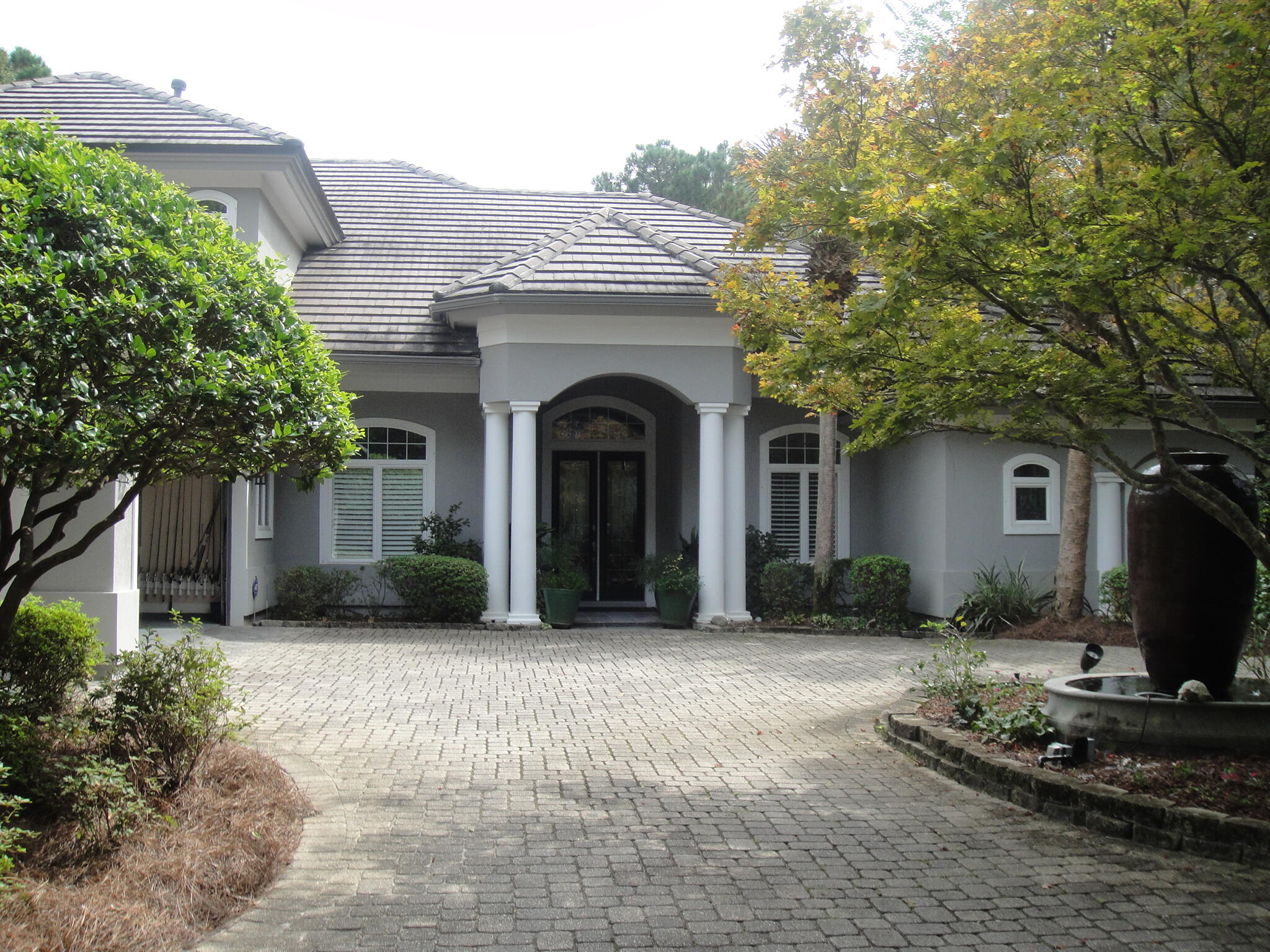 BURNT PINE - Residential