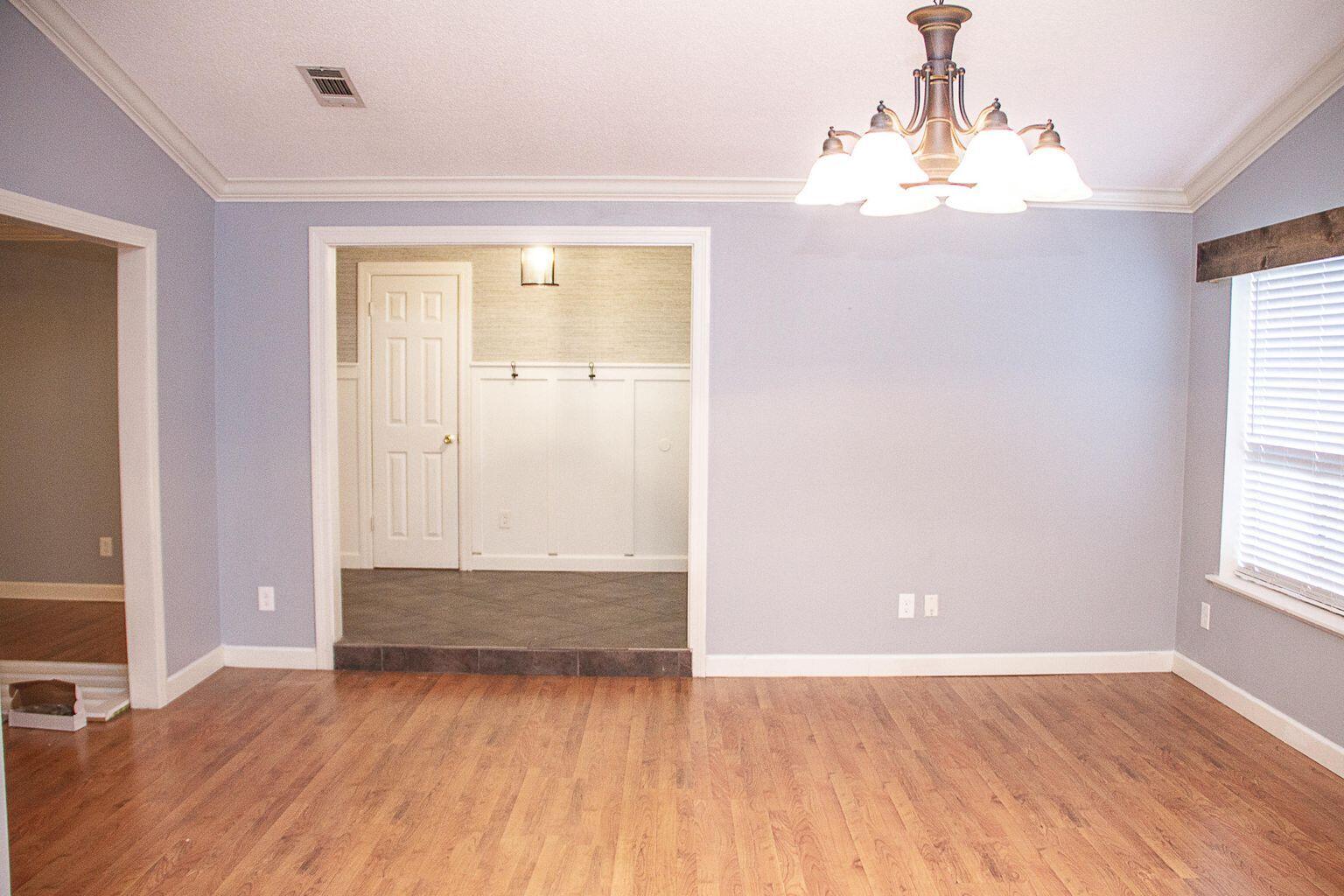 PINEWOOD ESTATES - Residential