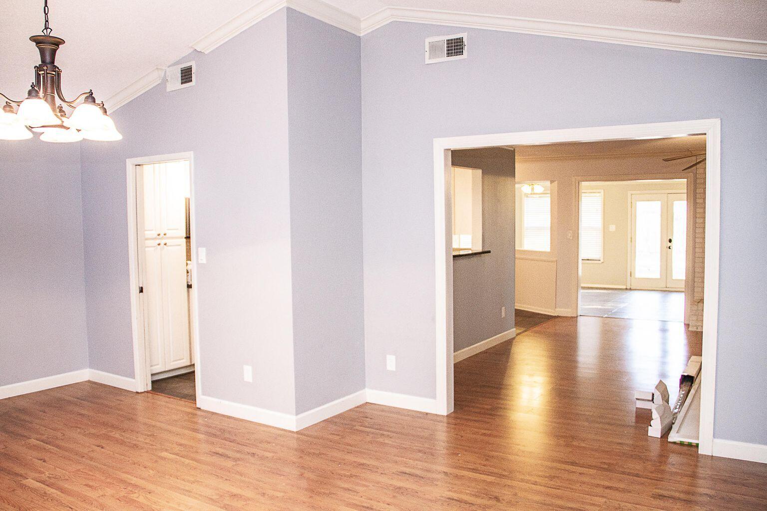 PINEWOOD ESTATES - Residential