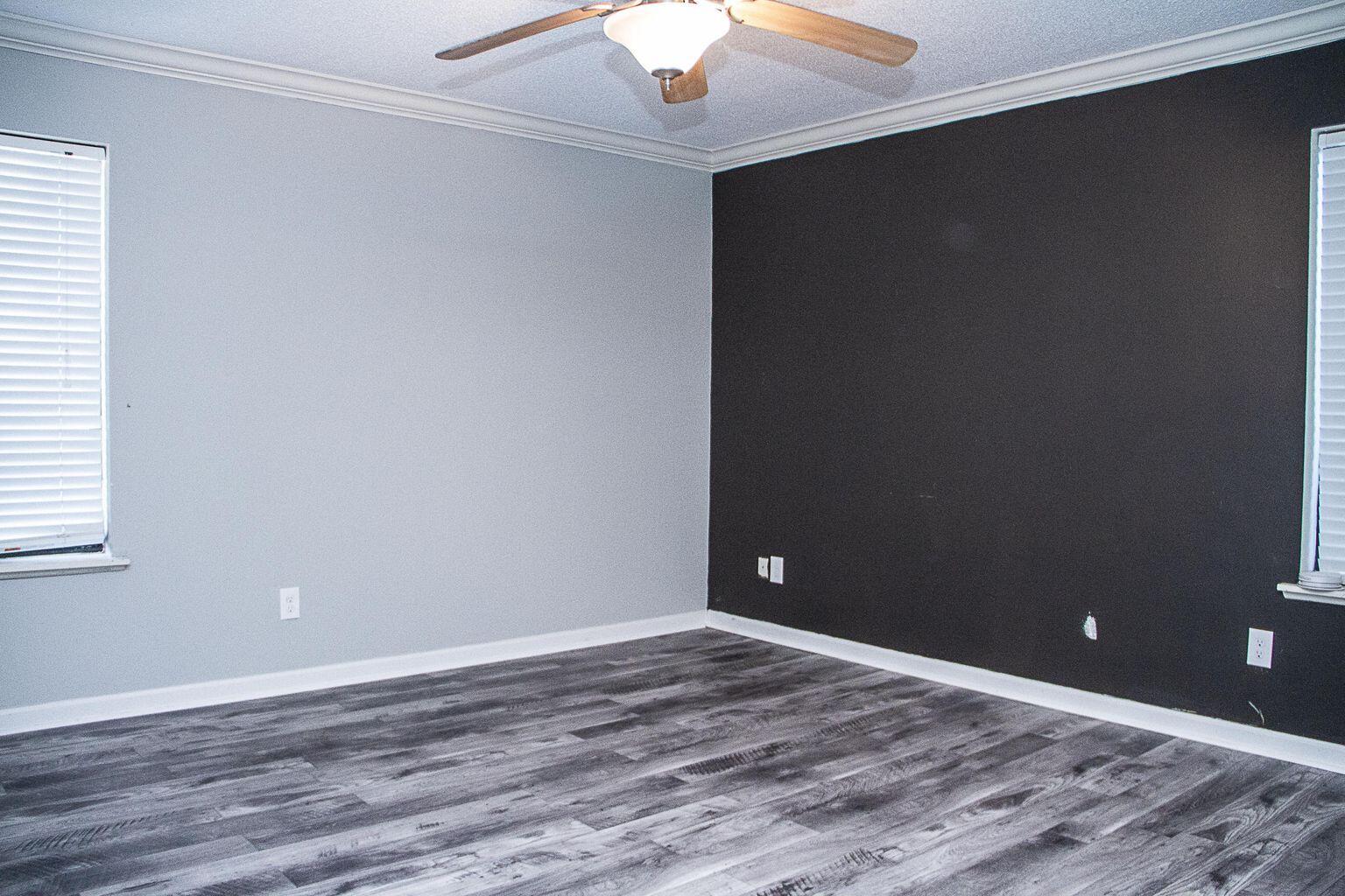 PINEWOOD ESTATES - Residential