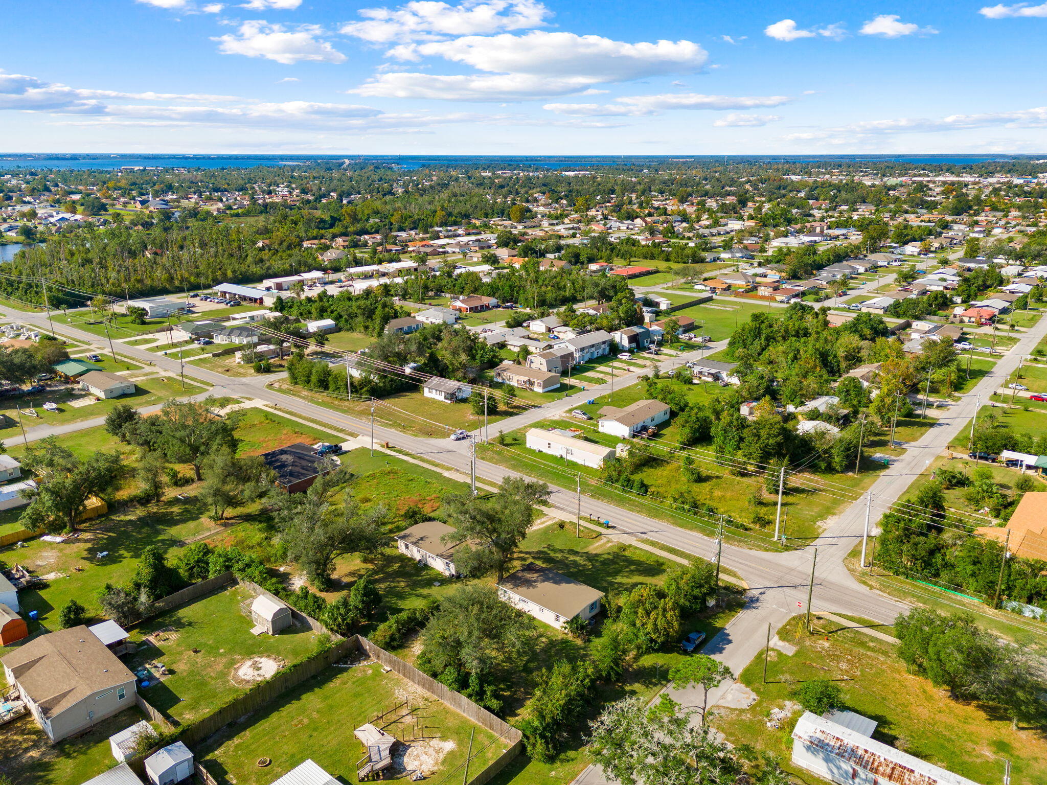 NO RECORDED SUBDIVISION - Residential