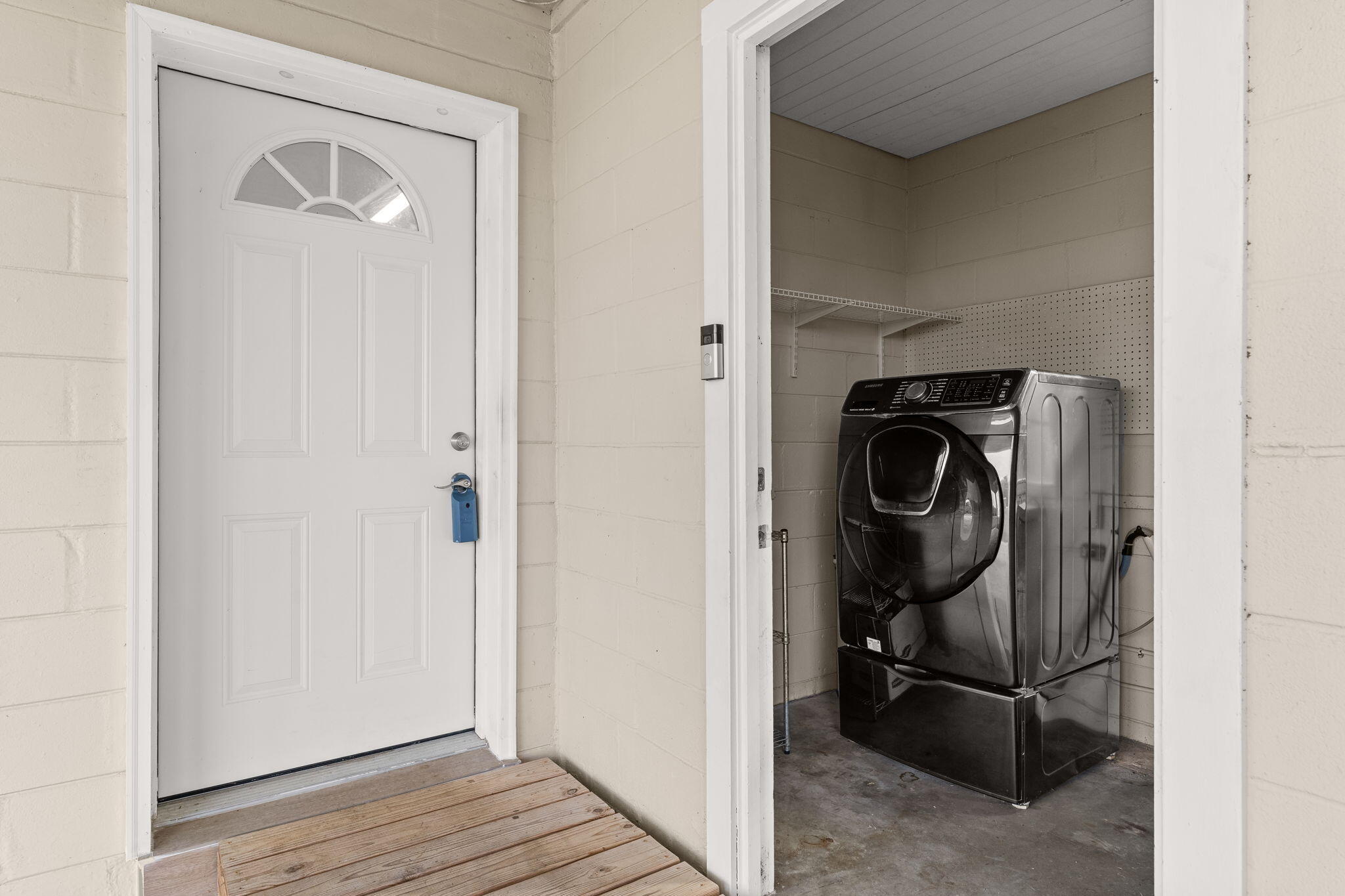 NO RECORDED SUBDIVISION - Residential