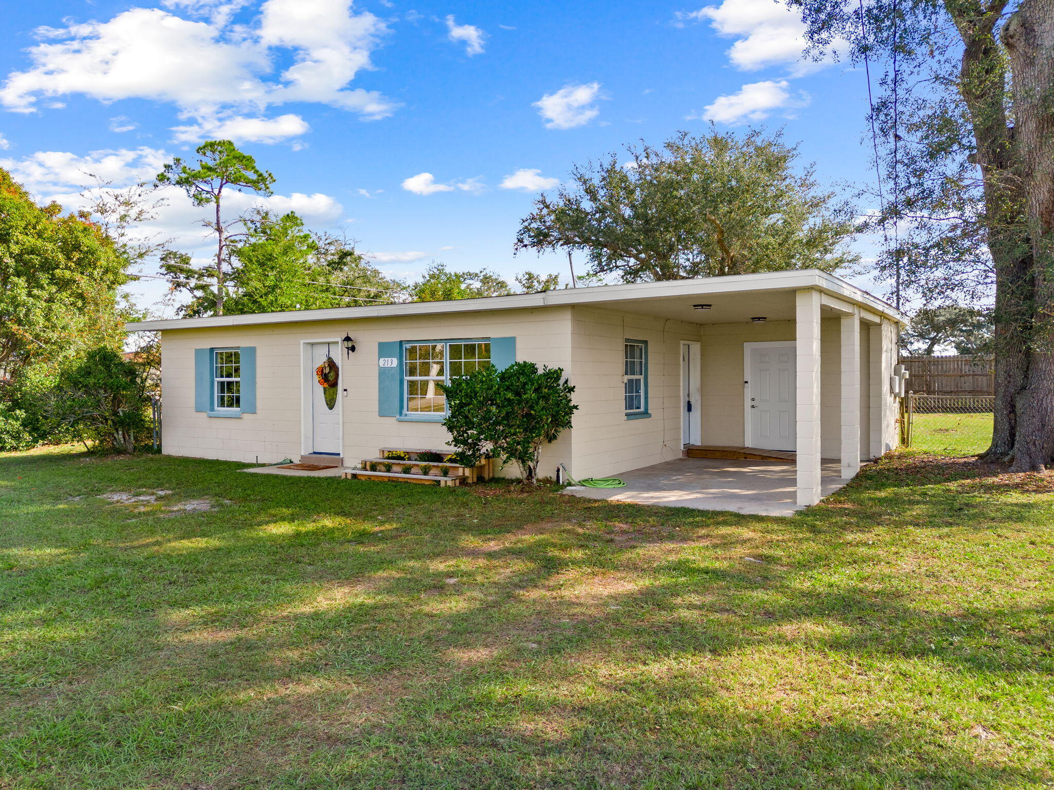 NO RECORDED SUBDIVISION - Residential