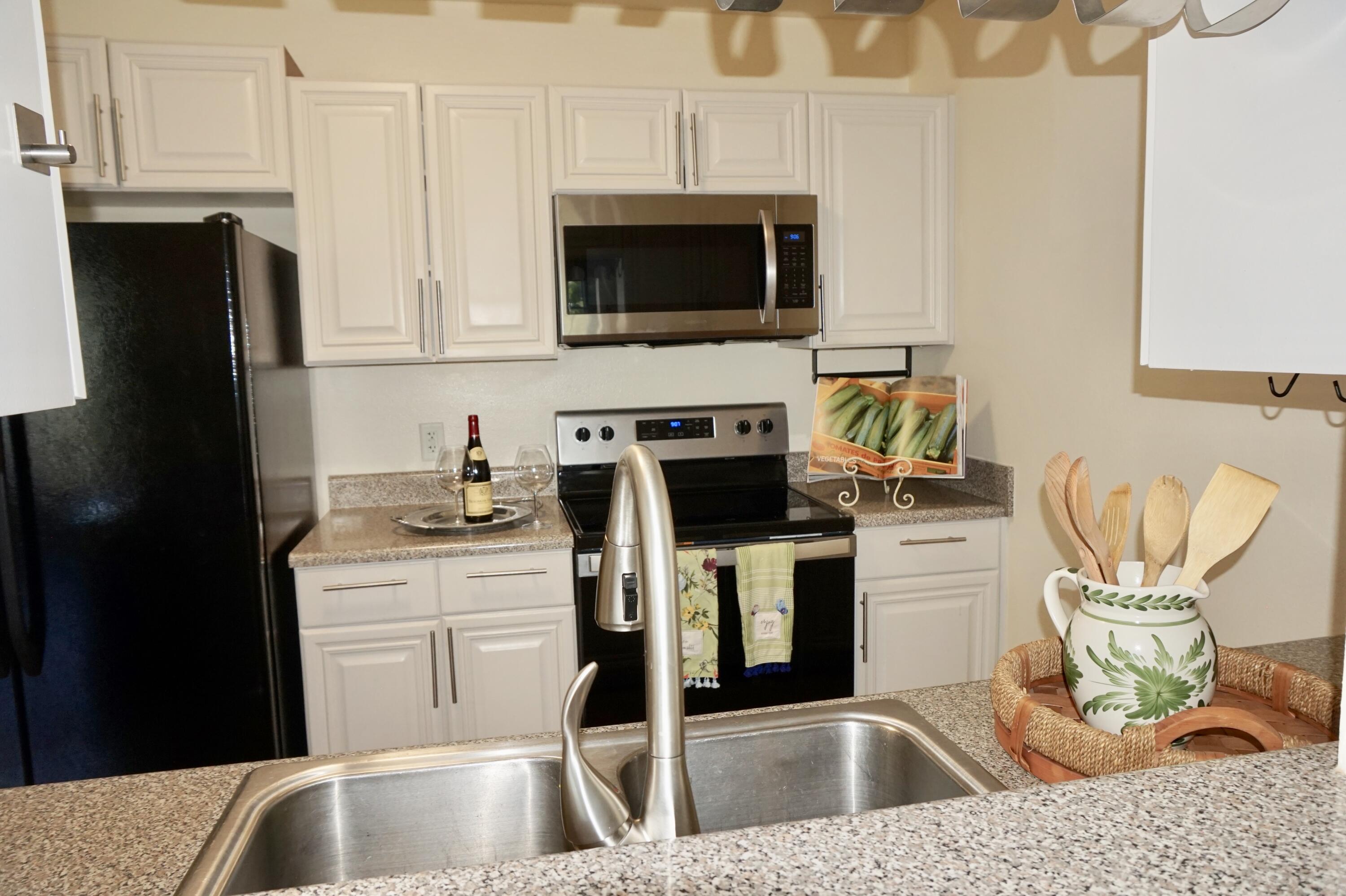 EAGLES LANDING S/D - Residential Lease