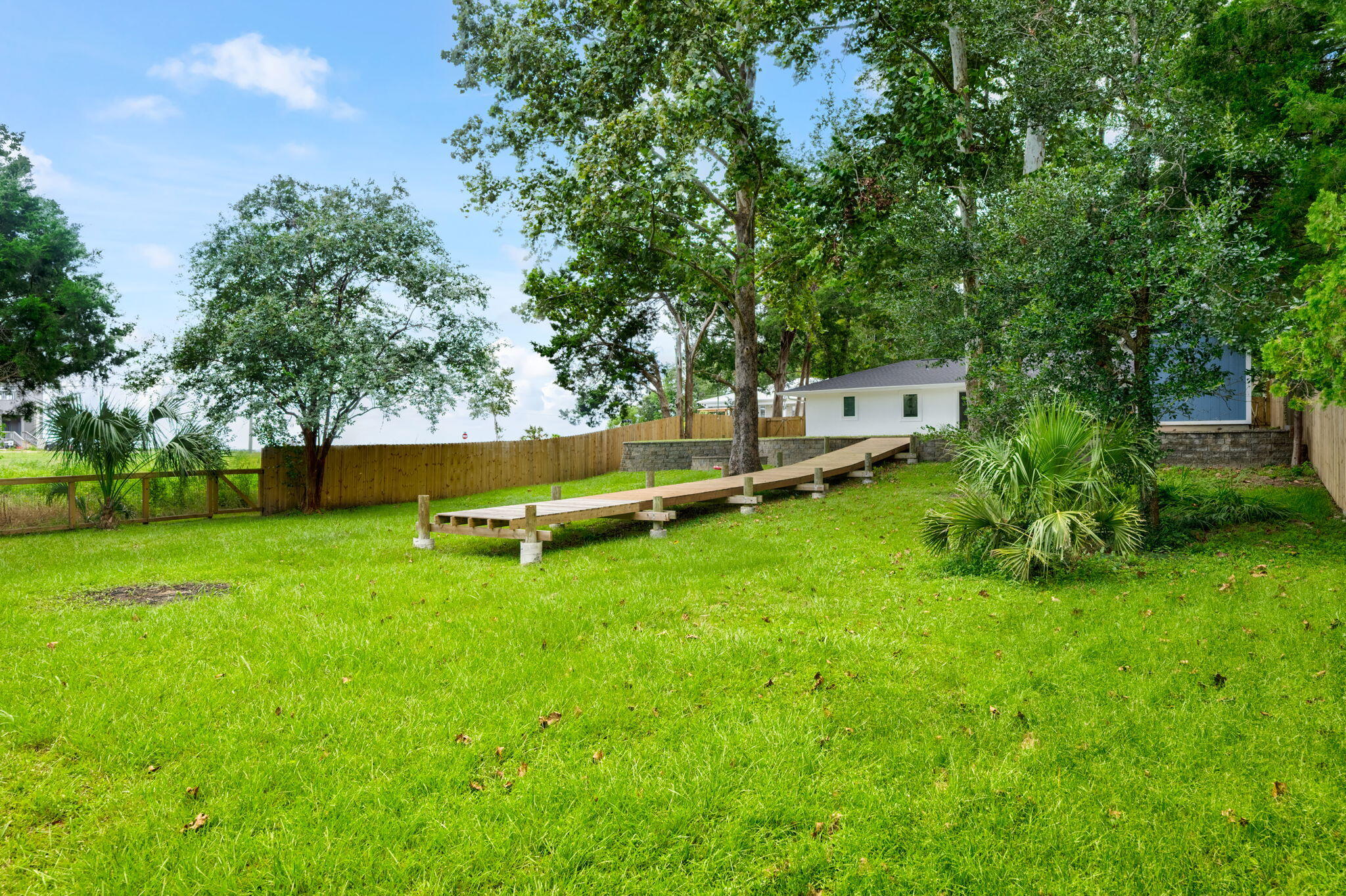 CHEROKEE - Residential