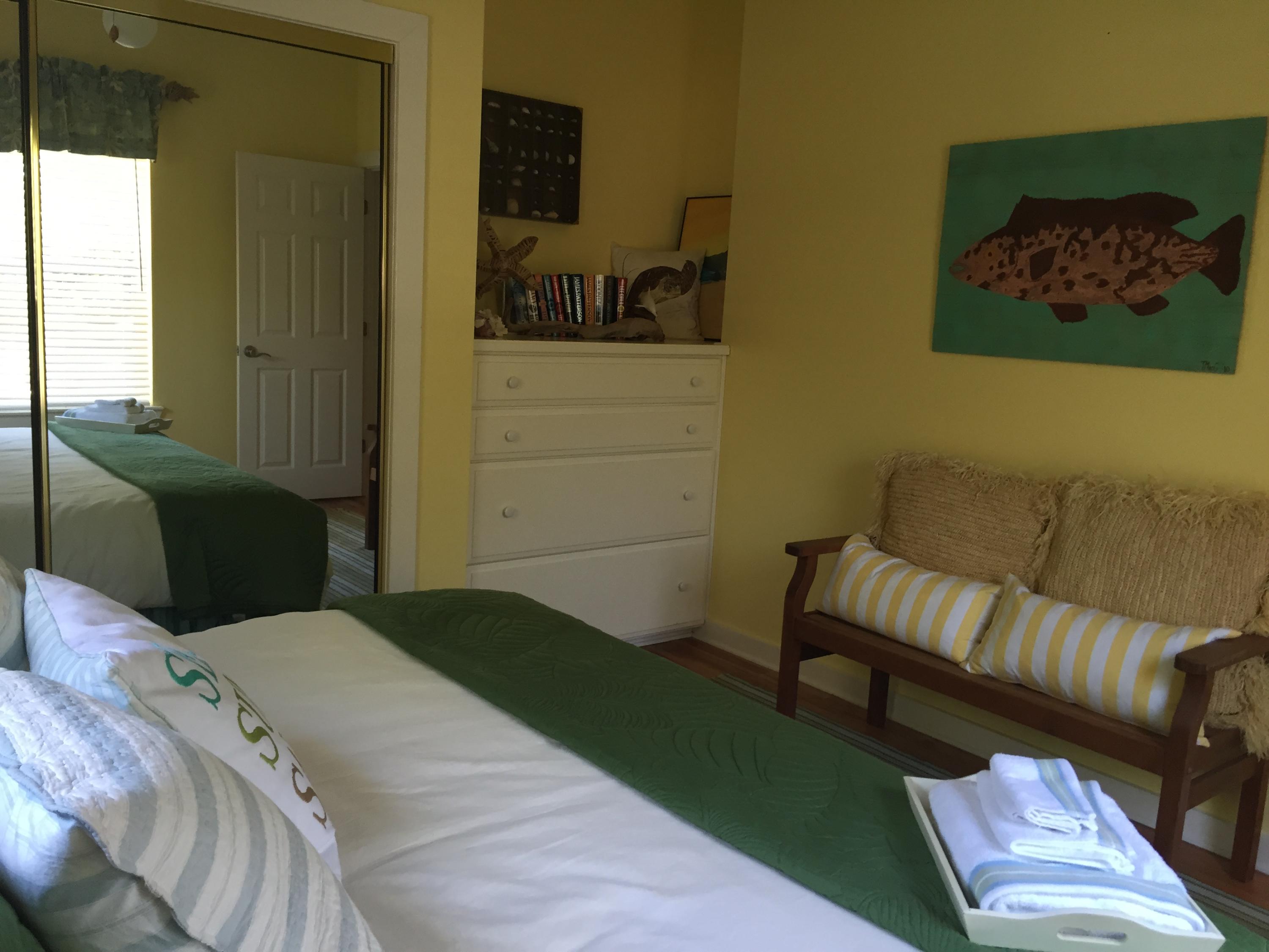 CRYSTAL BEACH COTTAGES - Residential