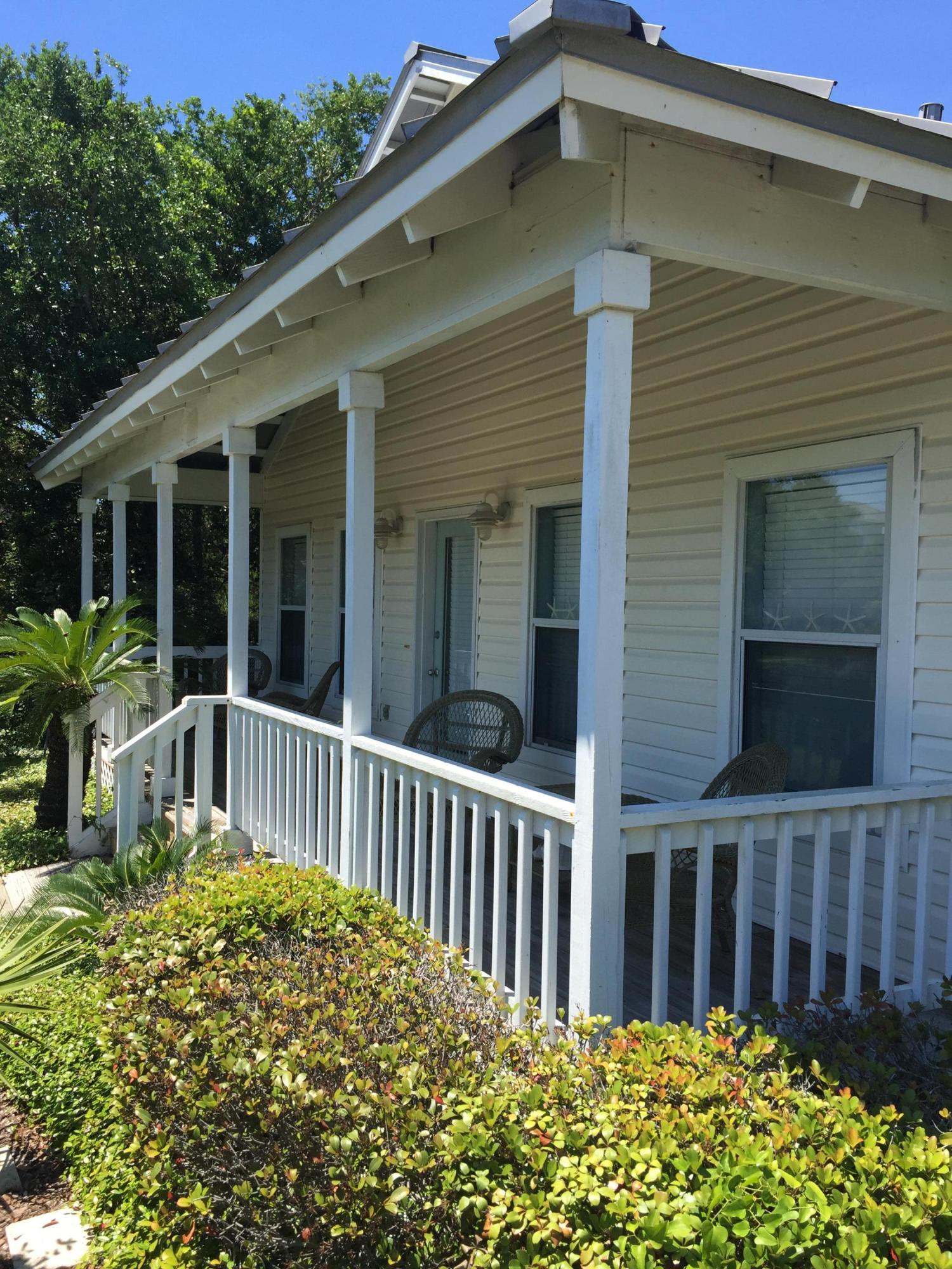 CRYSTAL BEACH COTTAGES - Residential