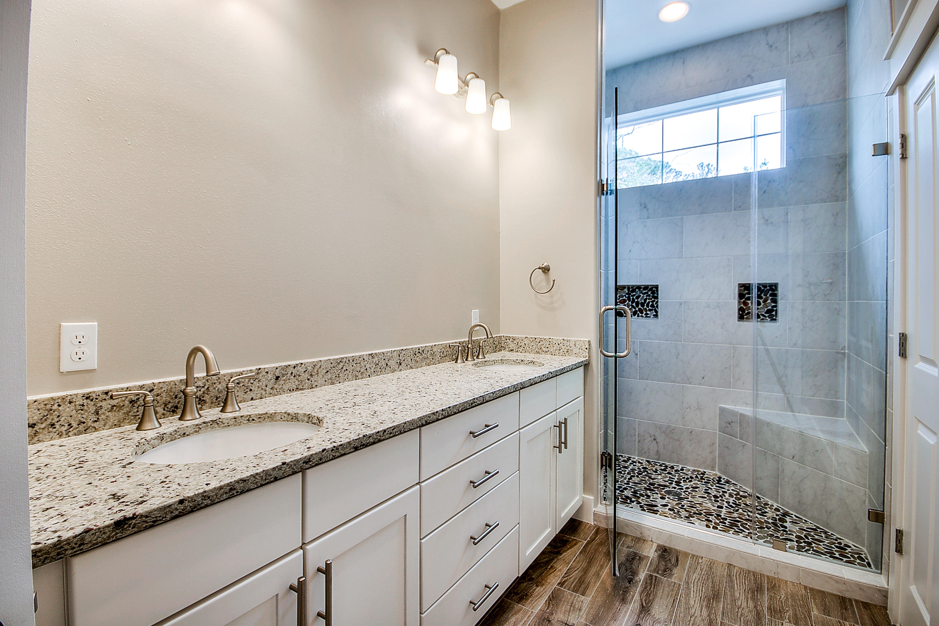 GRAYTON BAYOU - Residential
