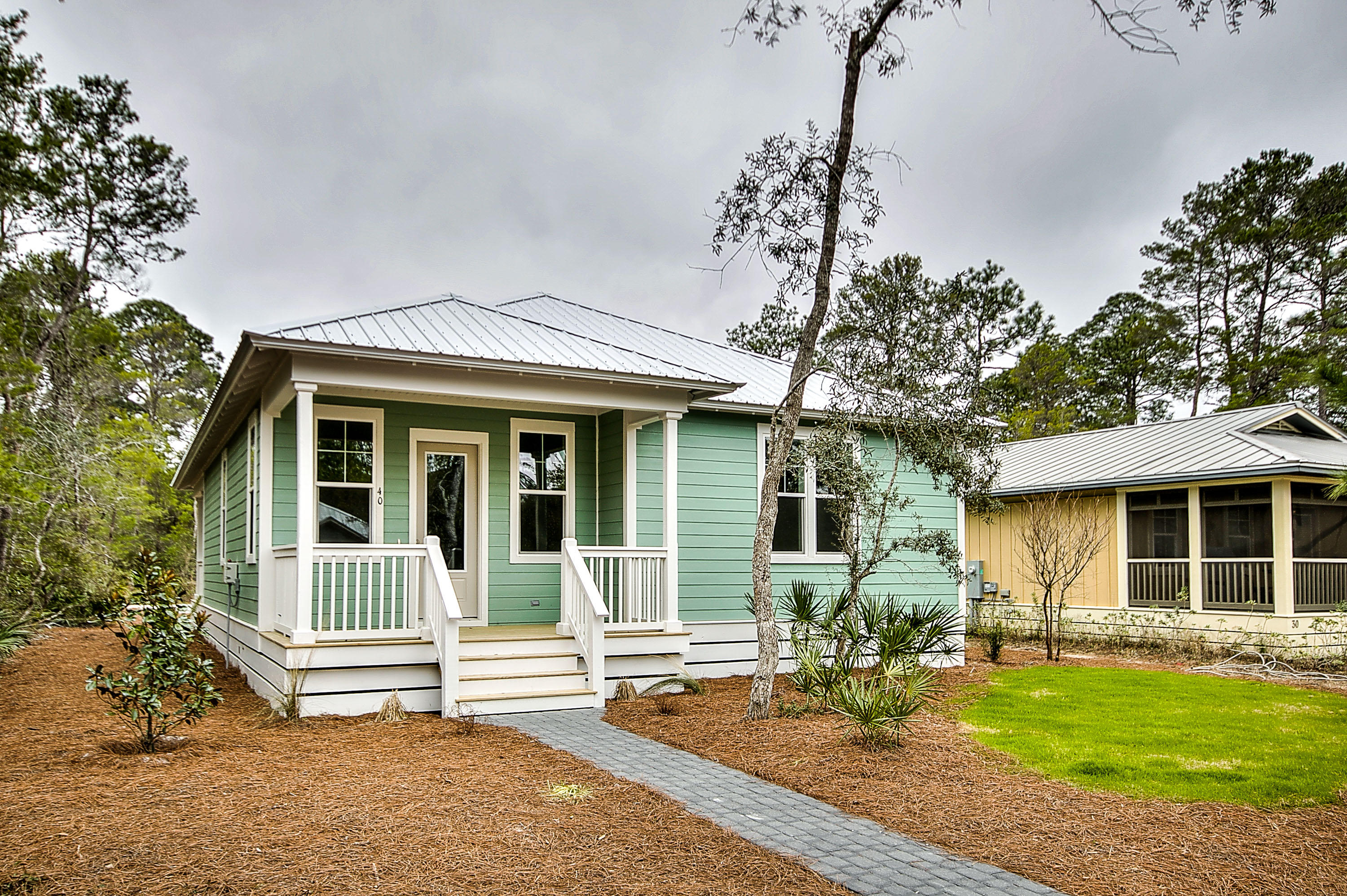 GRAYTON BAYOU - Residential