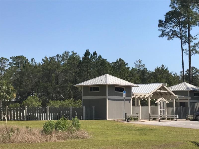 GRAYTON BAYOU - Residential
