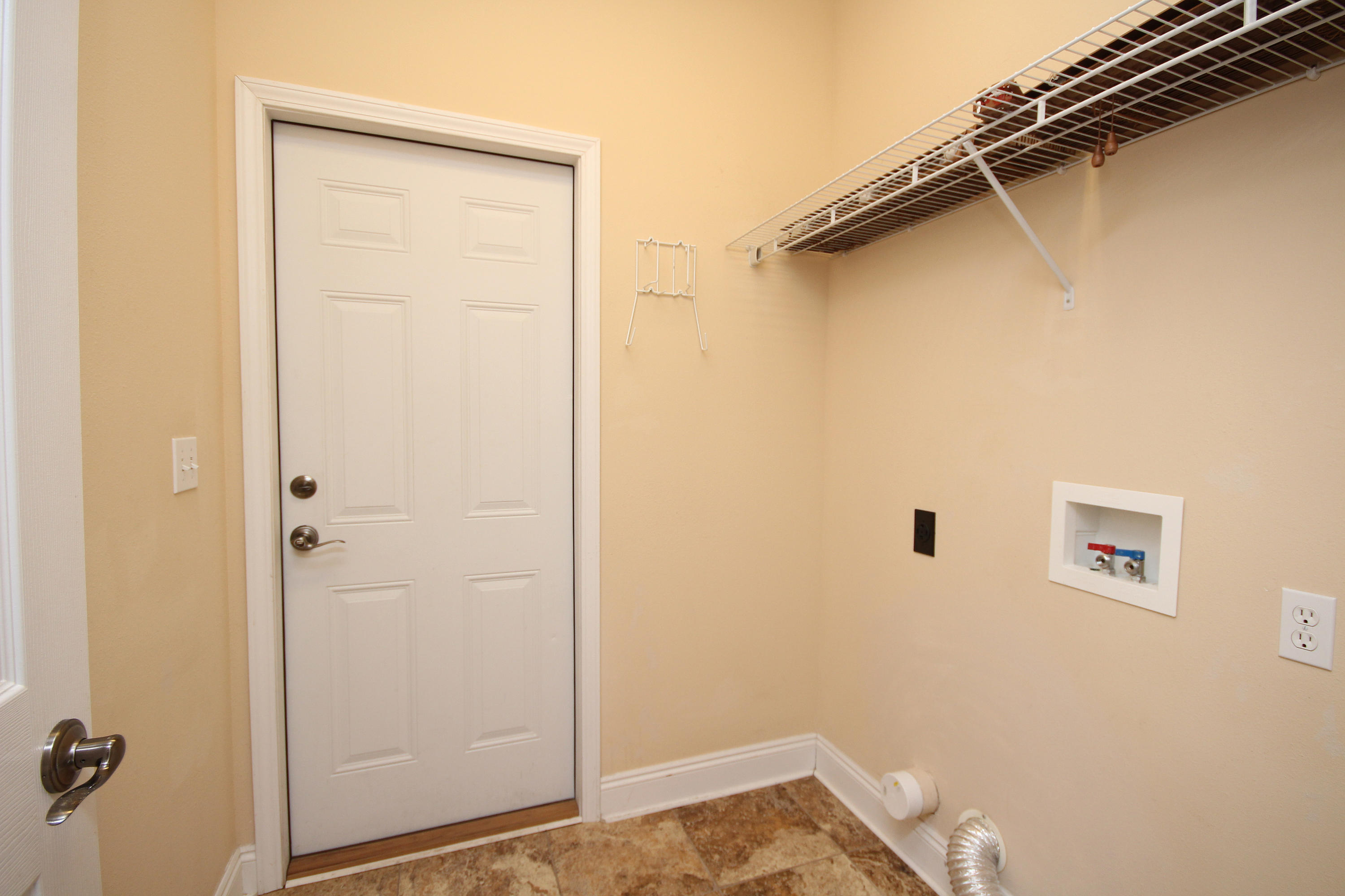 PINECREST ADDN - Residential