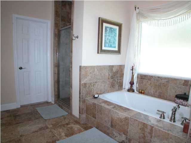 PINECREST ADDN - Residential