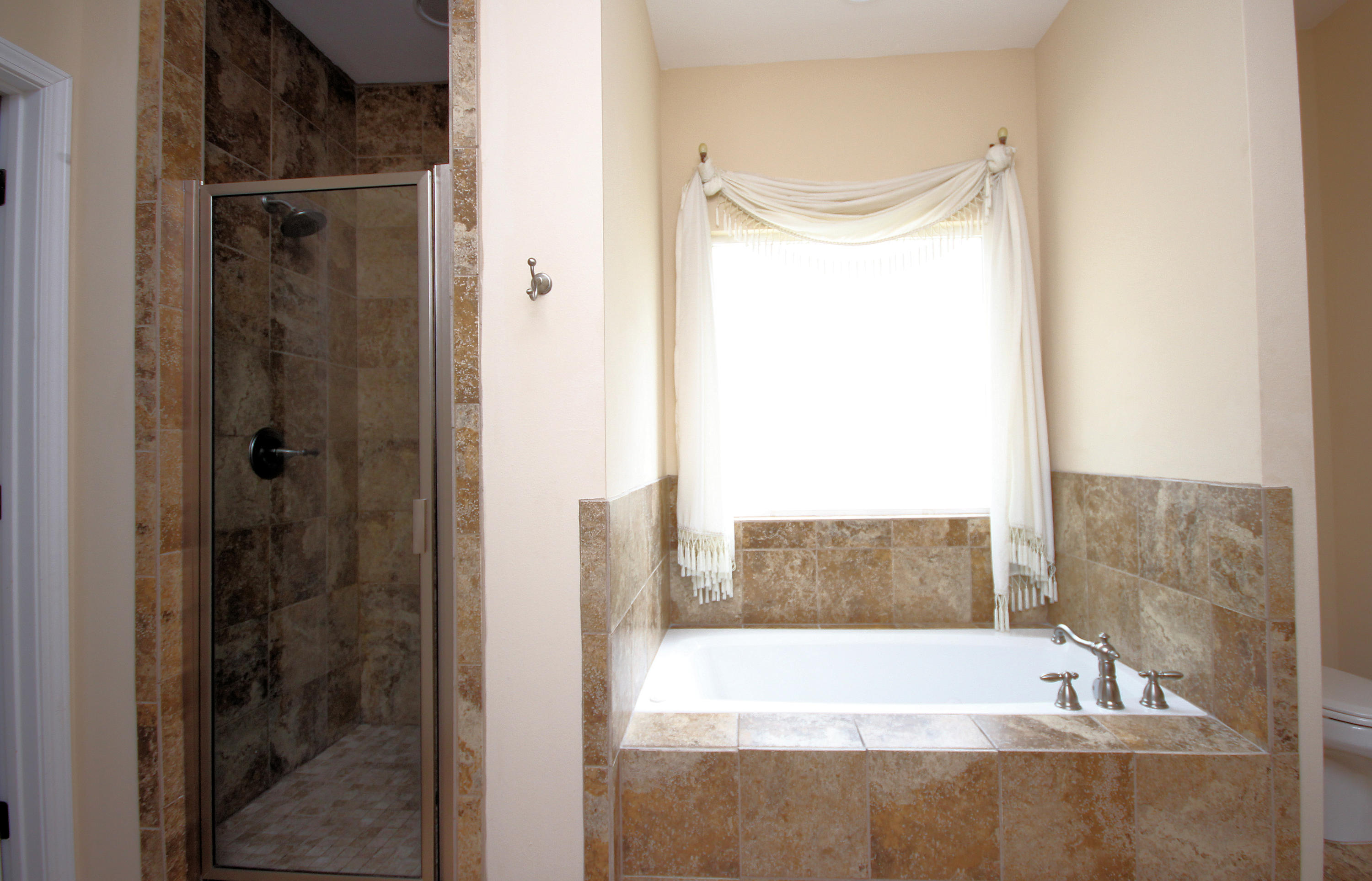 PINECREST ADDN - Residential