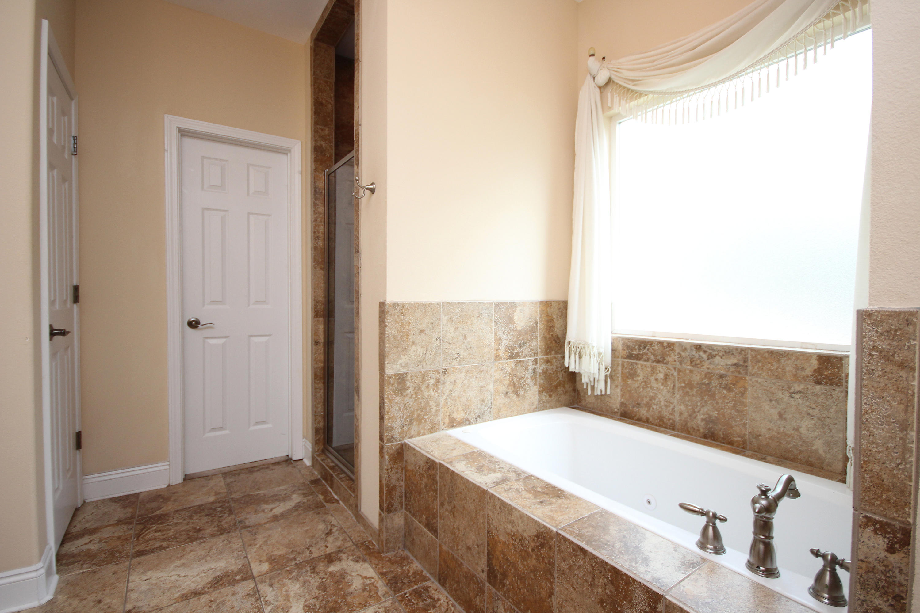 PINECREST ADDN - Residential