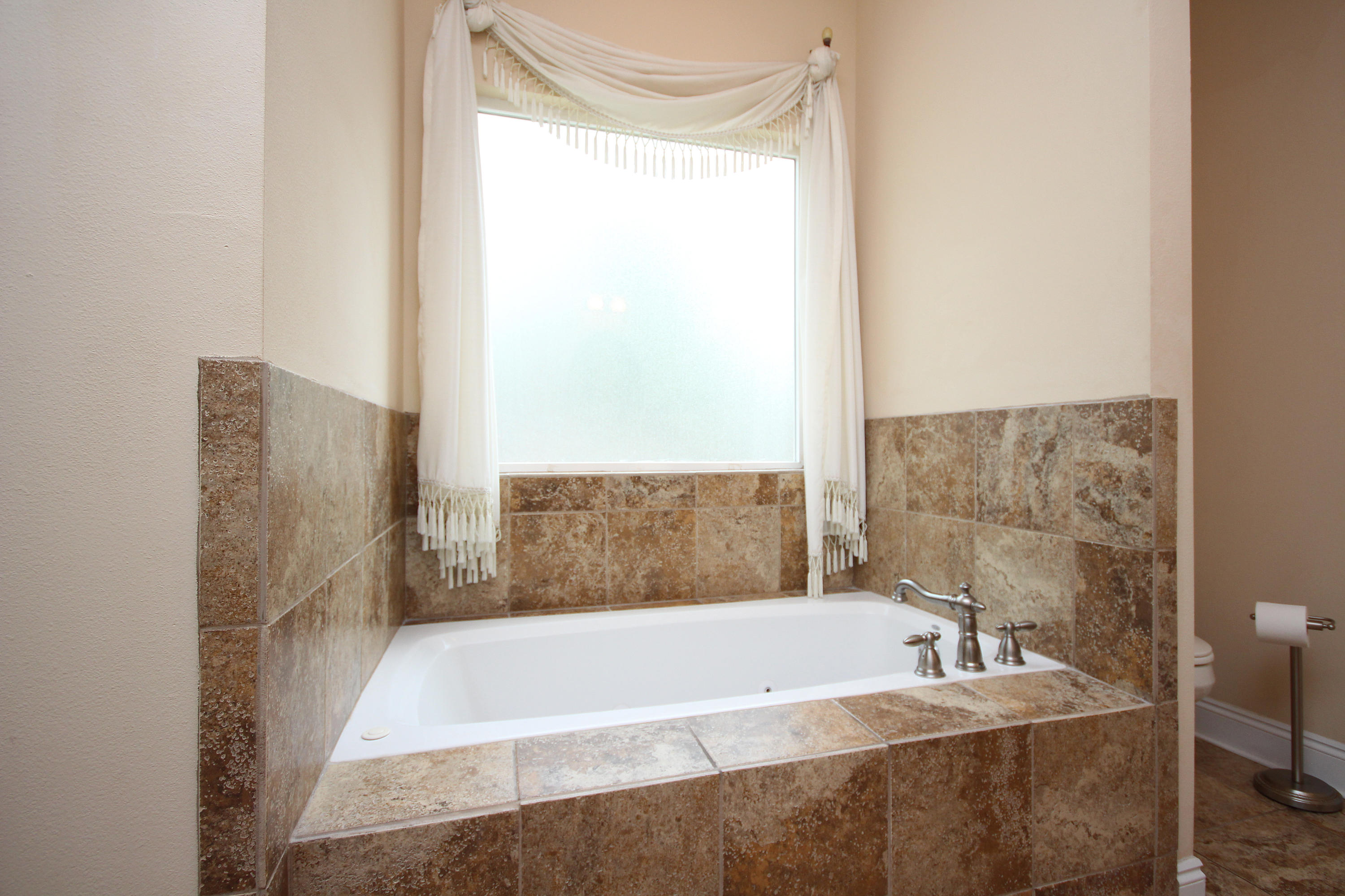 PINECREST ADDN - Residential