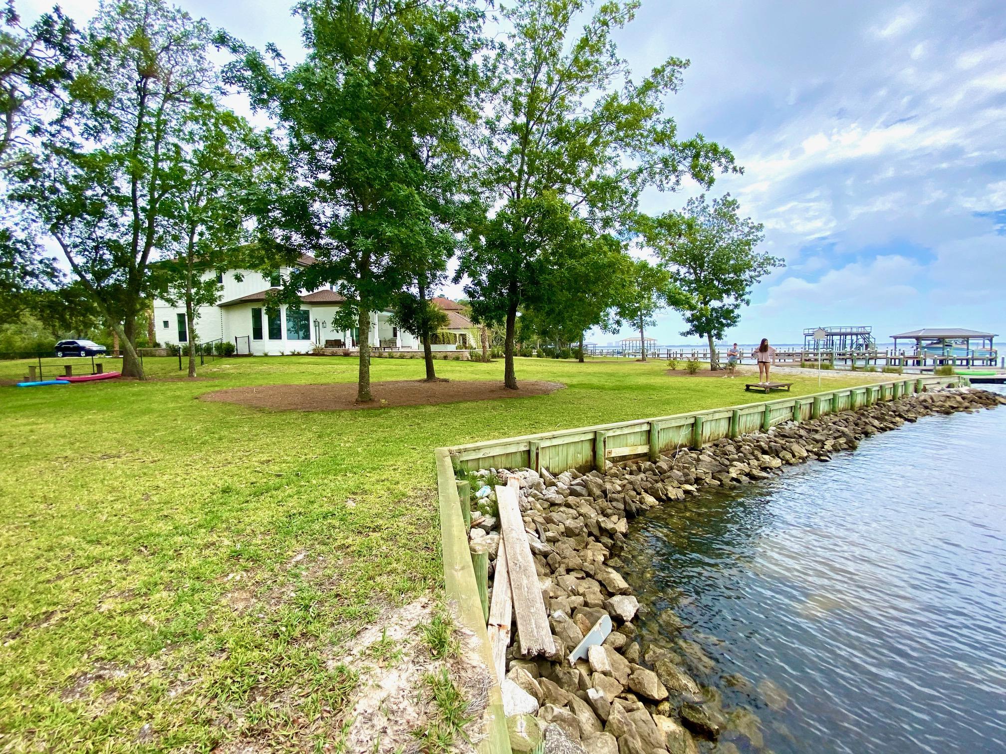 DRIFTWOOD ESTATES - Land