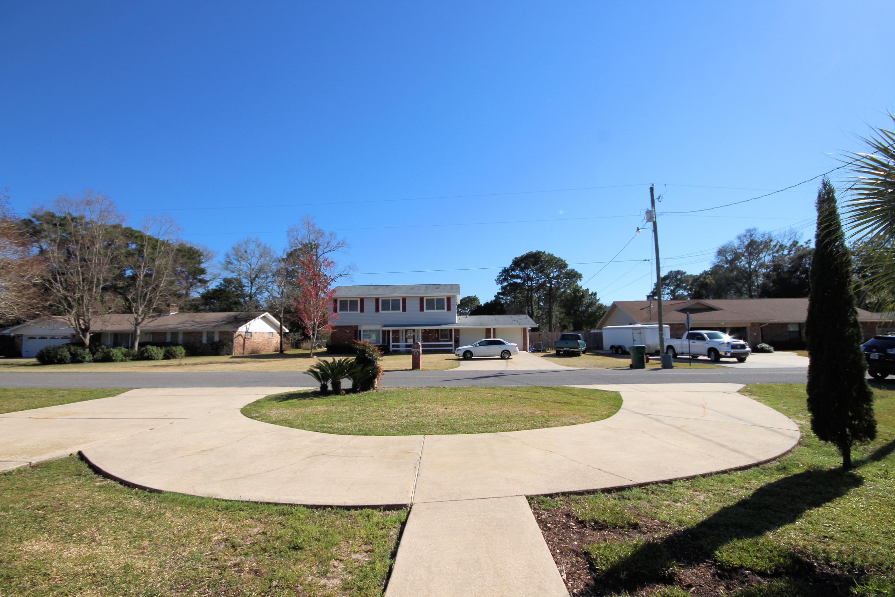 BAYOU POQUITO - Residential