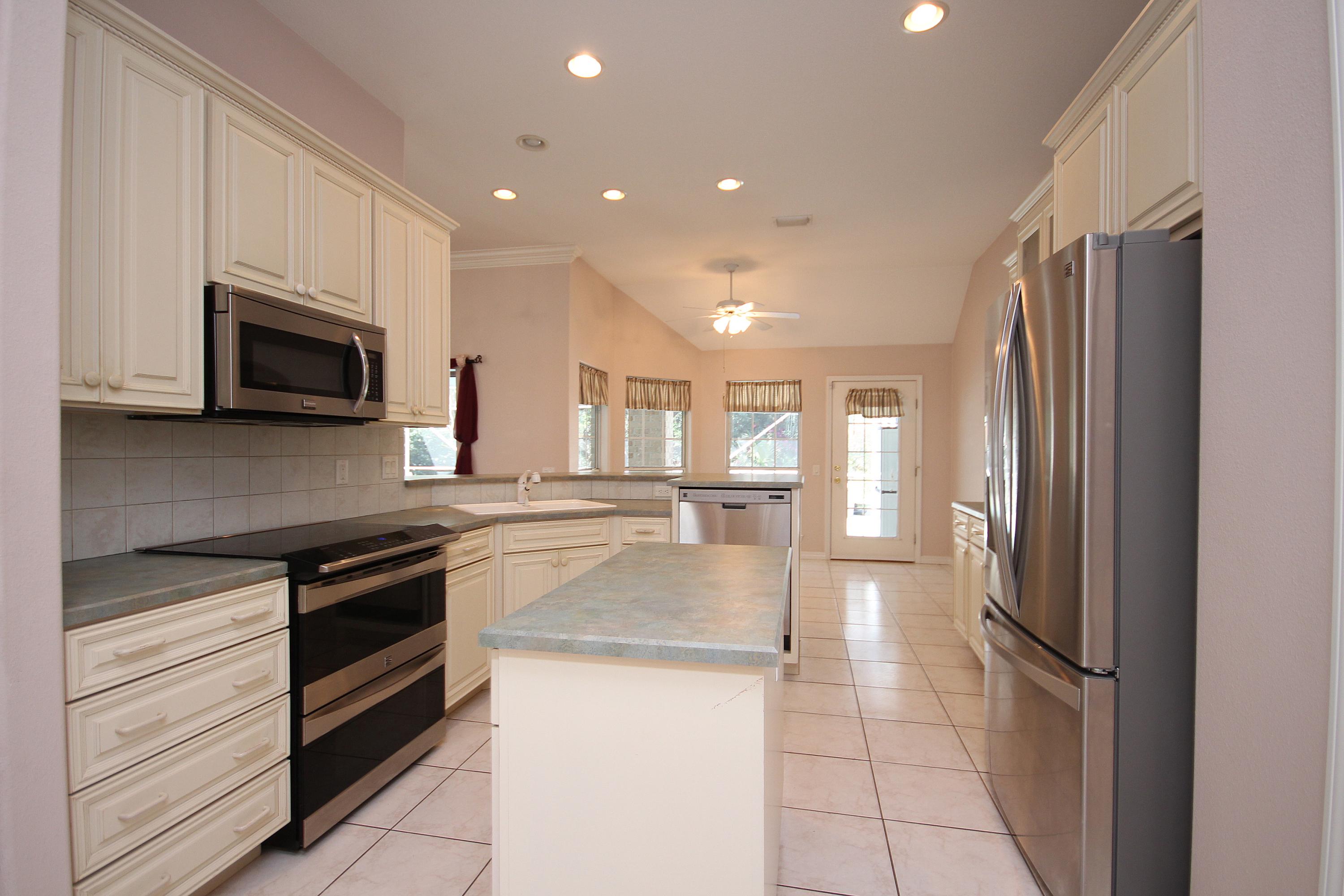 BAYOU POQUITO - Residential