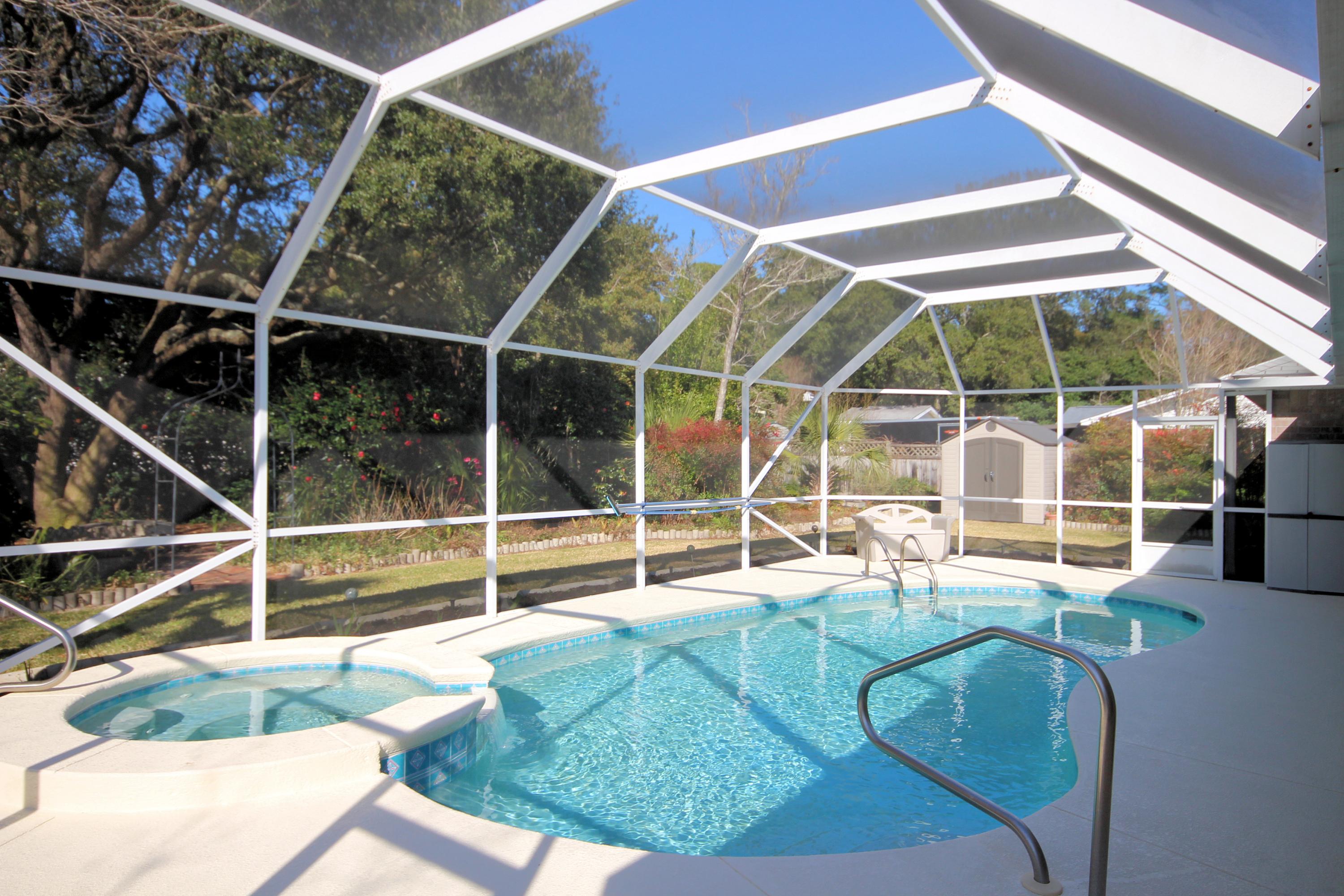 BAYOU POQUITO - Residential