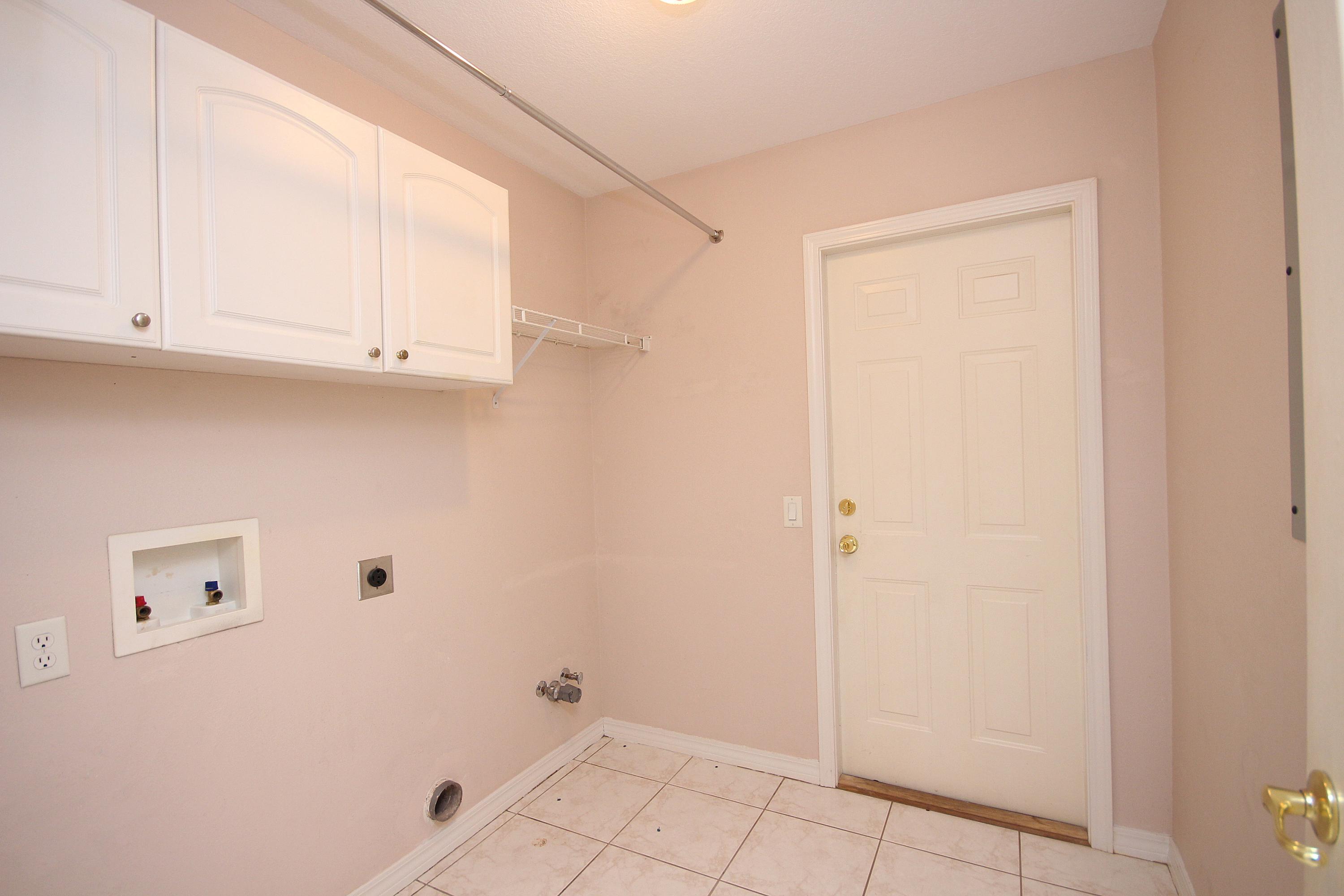 BAYOU POQUITO - Residential