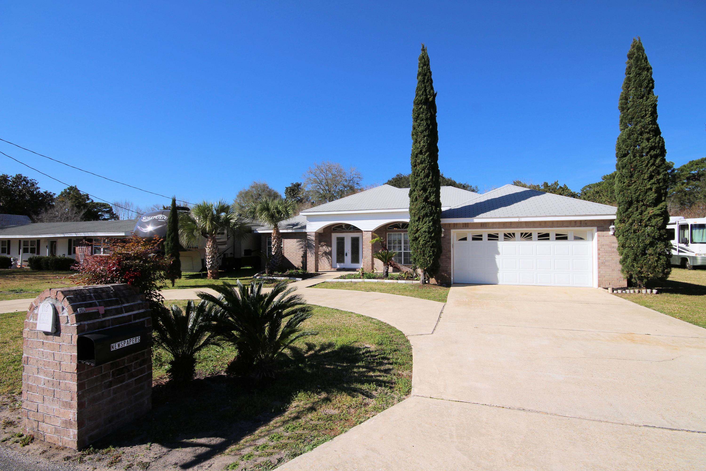 BAYOU POQUITO - Residential