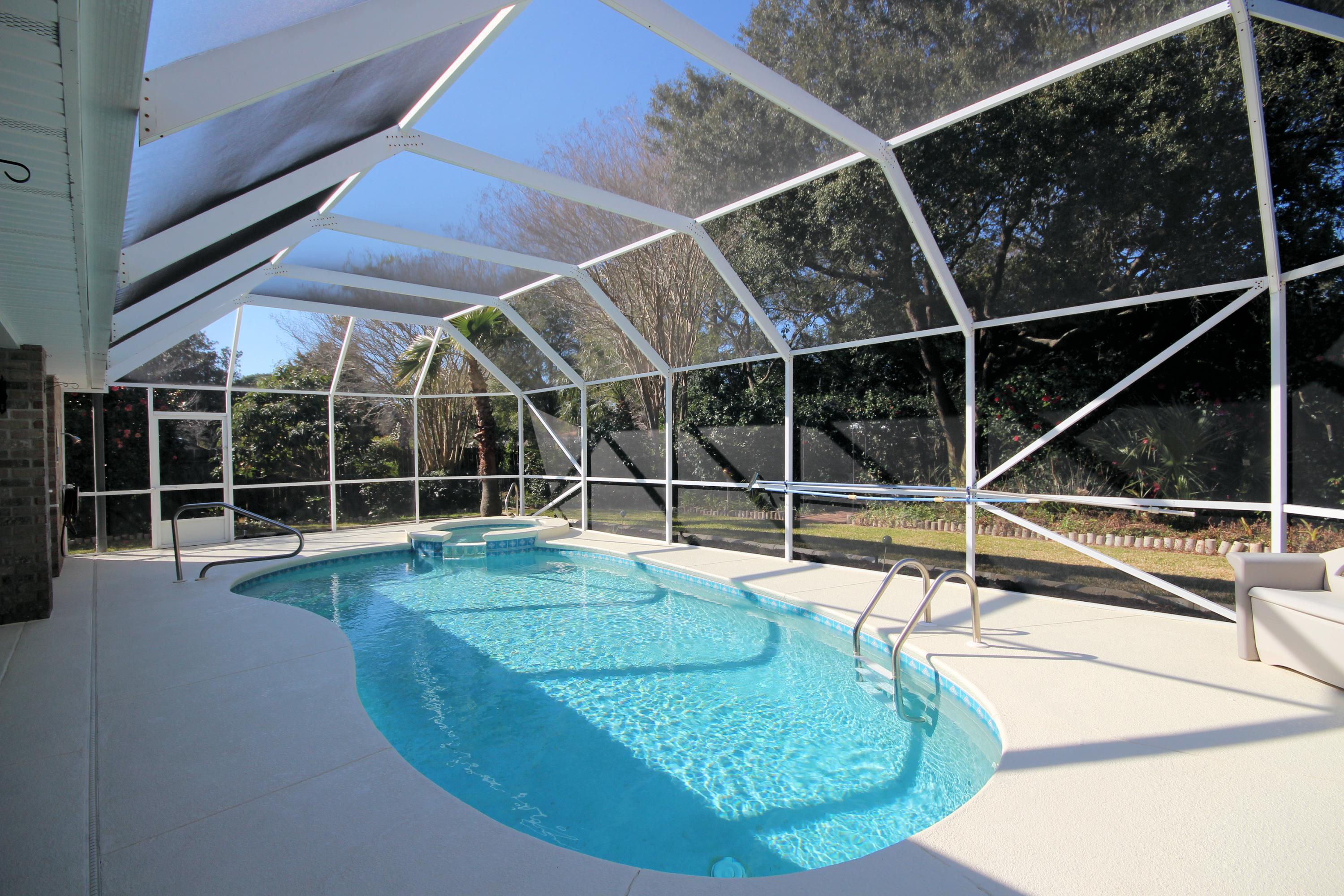 BAYOU POQUITO - Residential